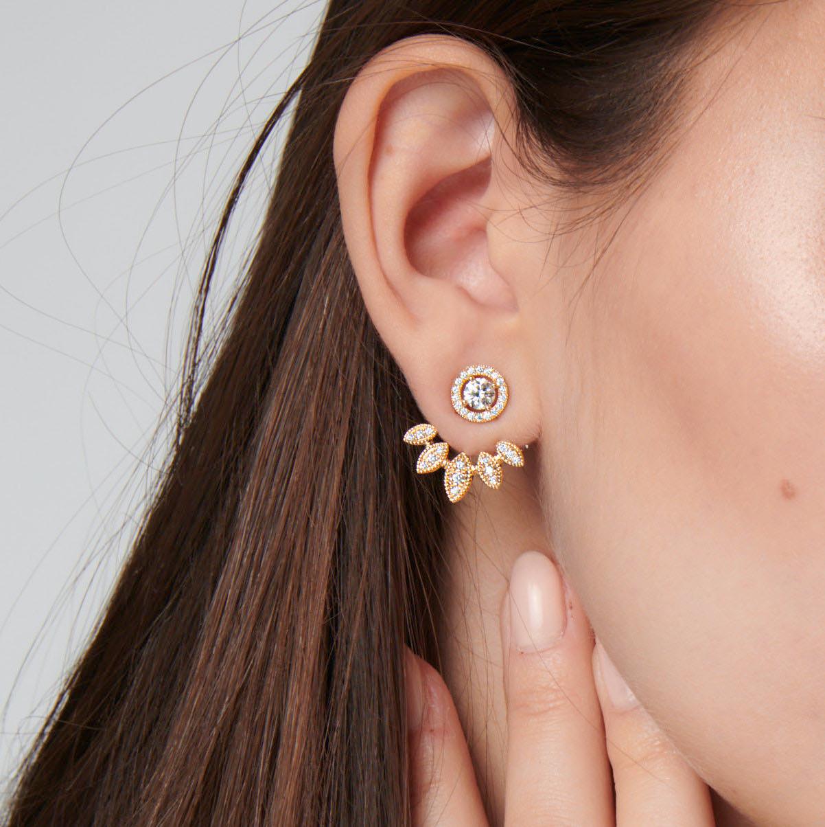18k Rose Gold Laurel Leaf Design Earrings Milgrain Set With 0.55 Ct of Diamonds In New Condition For Sale In PARIS, FR