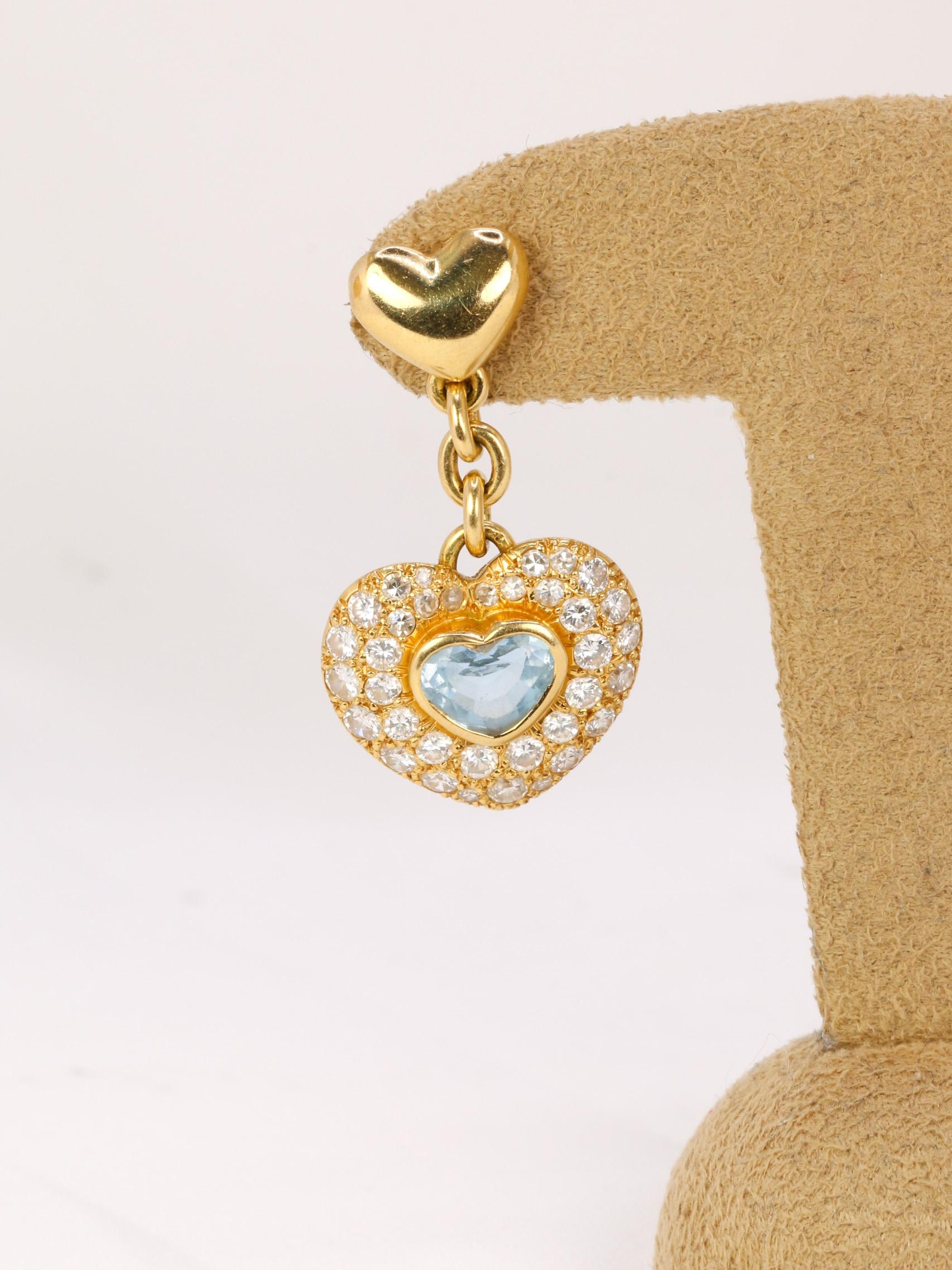Boucles d'oreilles pendantes coeur en or, diamants et aigue-marine For Sale 1