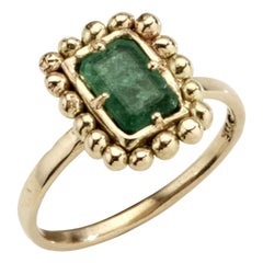 Solid 18k Yellow Gold Emerald Boudica Ring