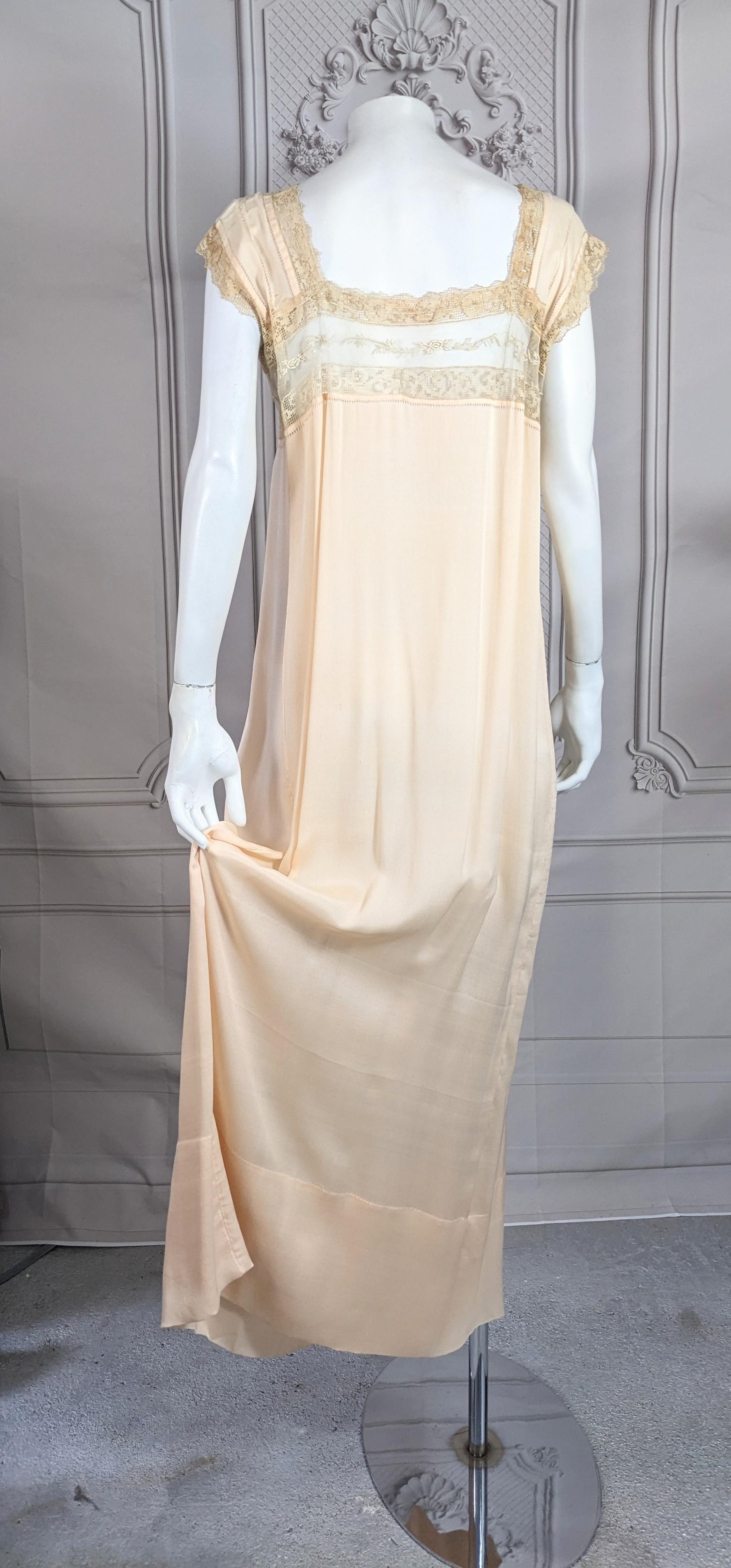 Women's Boue Soeurs Romantic  French 1920  Silk  and Lace Gown For Sale