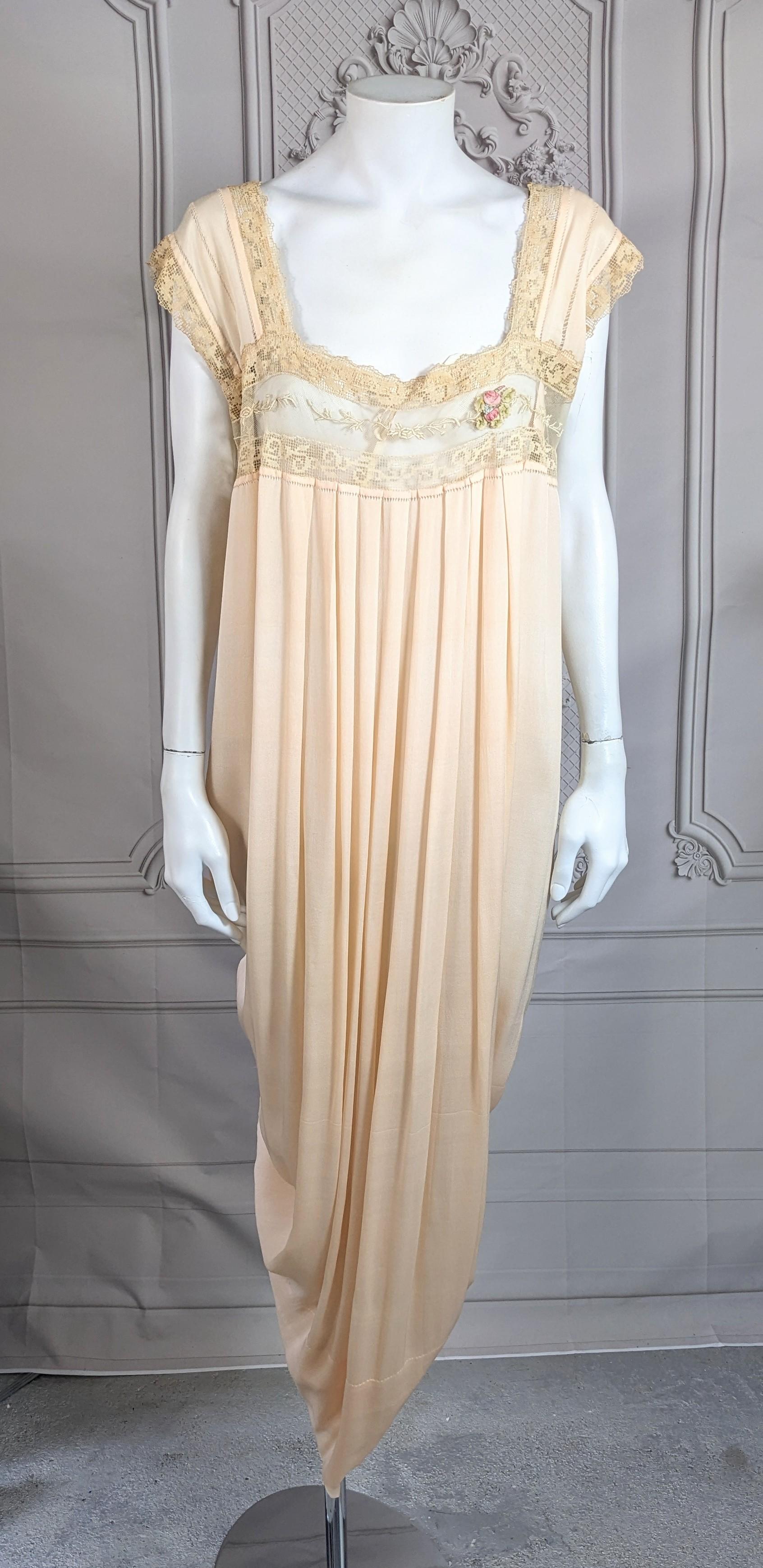 Boue Soeurs Romantic  French 1920  Silk  and Lace Gown For Sale 1