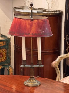 Lampada Bouillotte con paralume in tiglio rosso