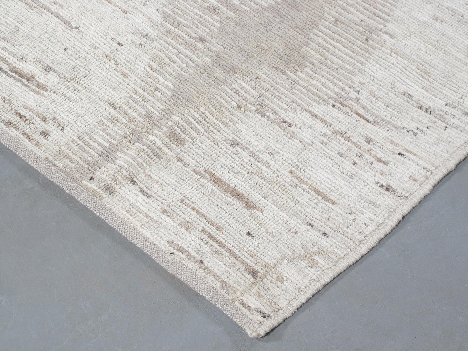 Handgeknüpfter Boujad-Stammesteppich mit rustikalem Muster in Beige und Kamelhaarfarbe (21. Jahrhundert und zeitgenössisch) im Angebot