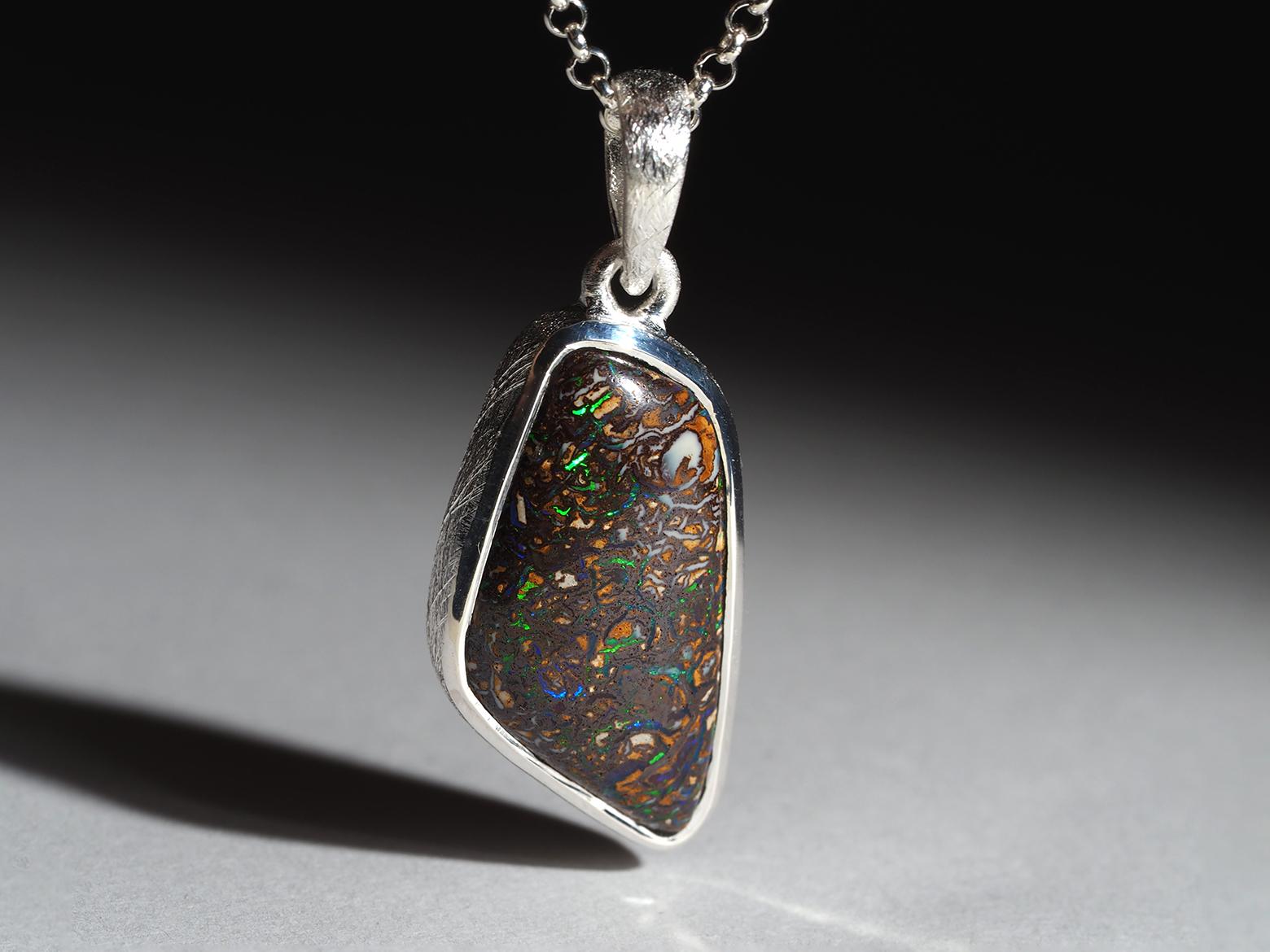 Boulder Koroit Opal Silver Necklace mens jewelry pendant male friend gift In New Condition For Sale In Berlin, DE