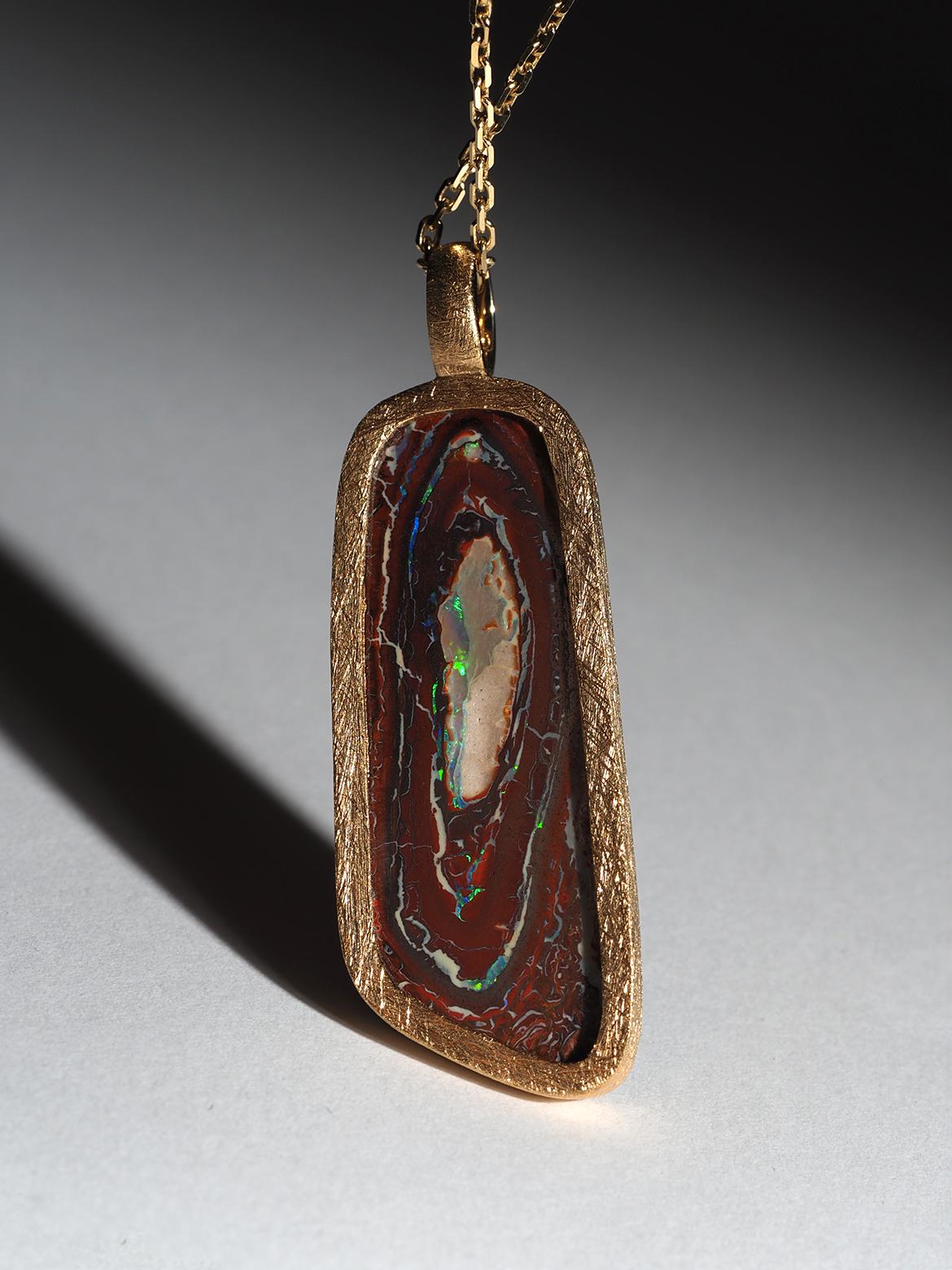 Boulder Koroit Opale Ciondolo d'argento Collana placcata in oro regalo di nozze opale in vendita 5