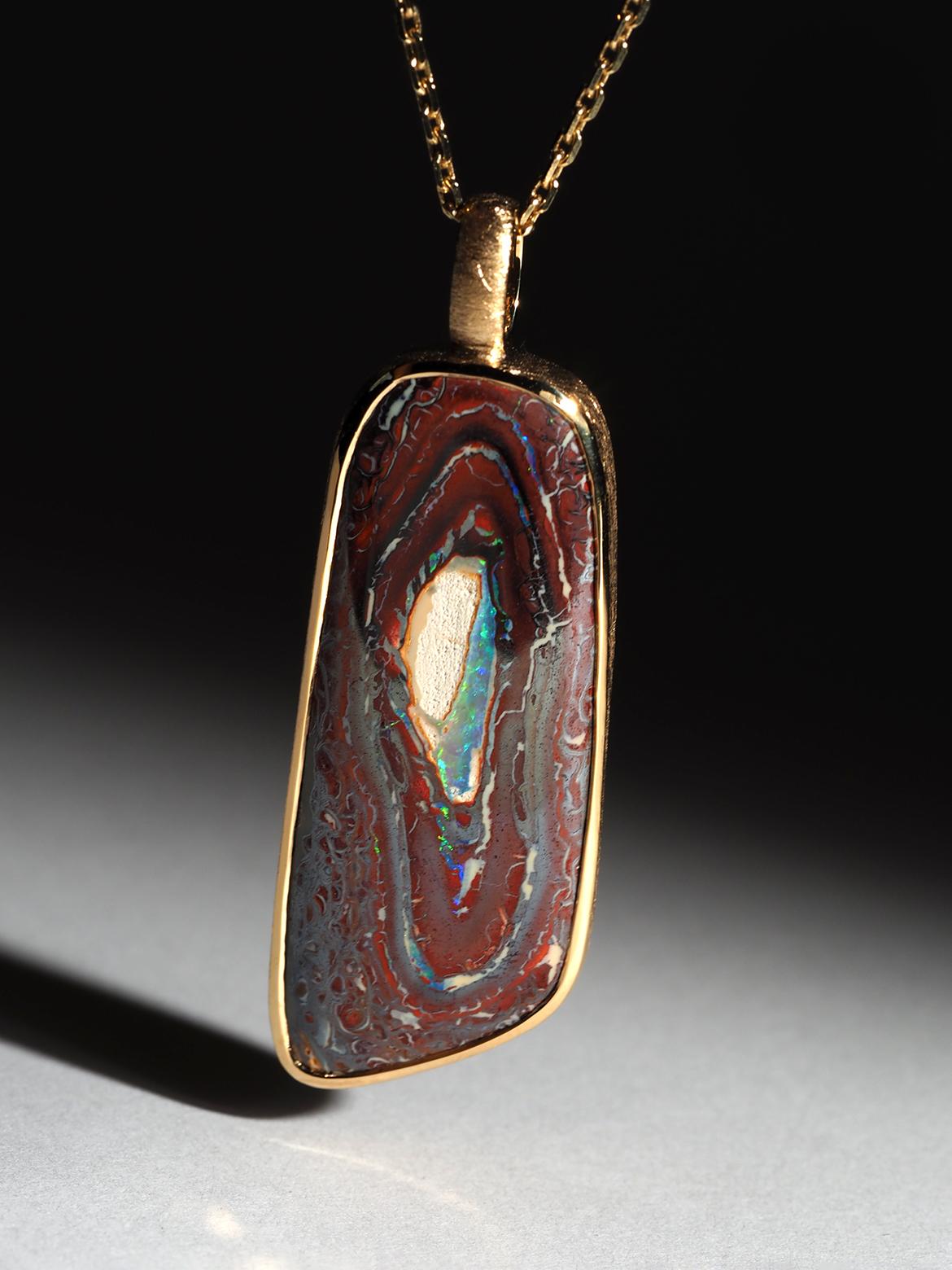 Boulder Koroit Opale Ciondolo d'argento Collana placcata in oro regalo di nozze opale in vendita 3