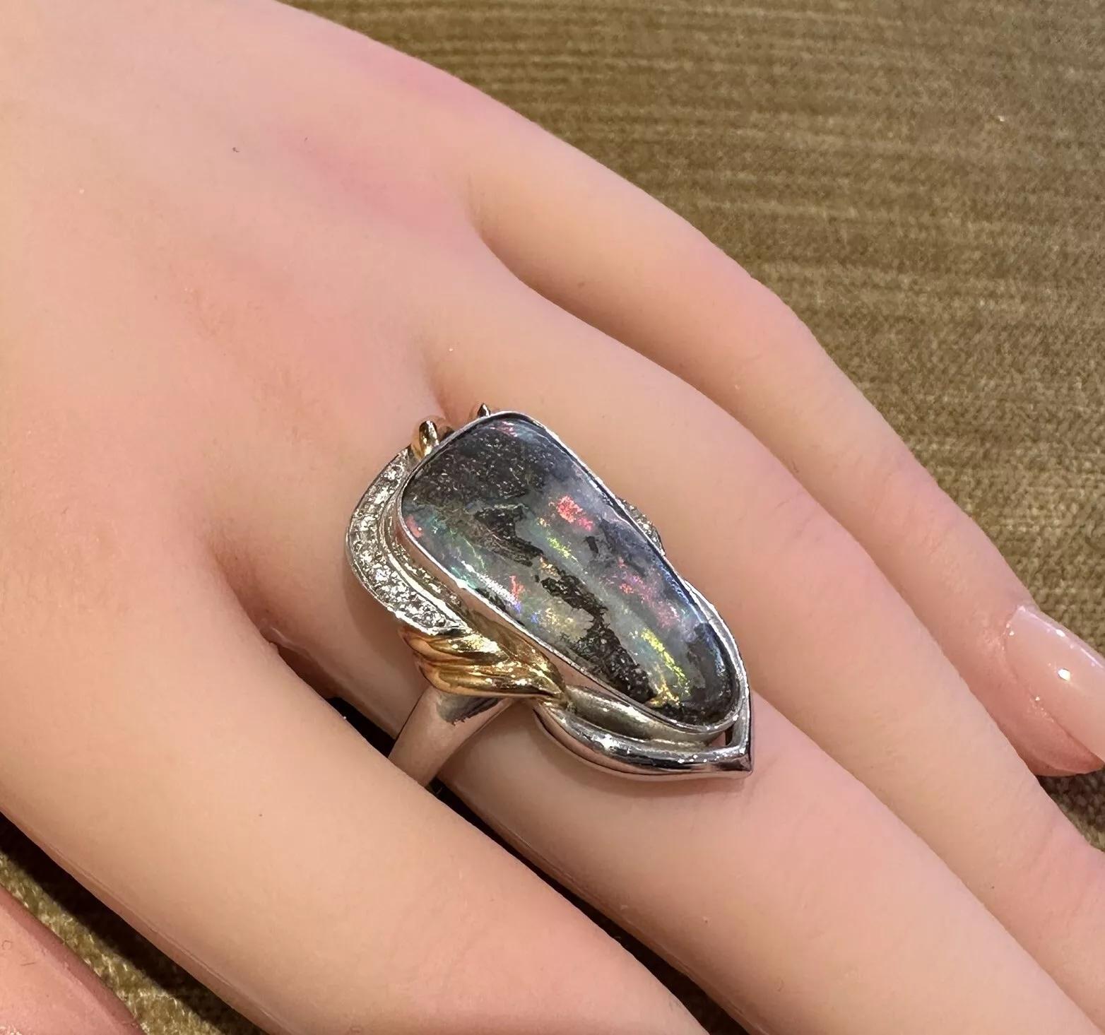 Boulder Opal and Diamond Ring in 18k Yellow Gold and Platinum For Sale 3