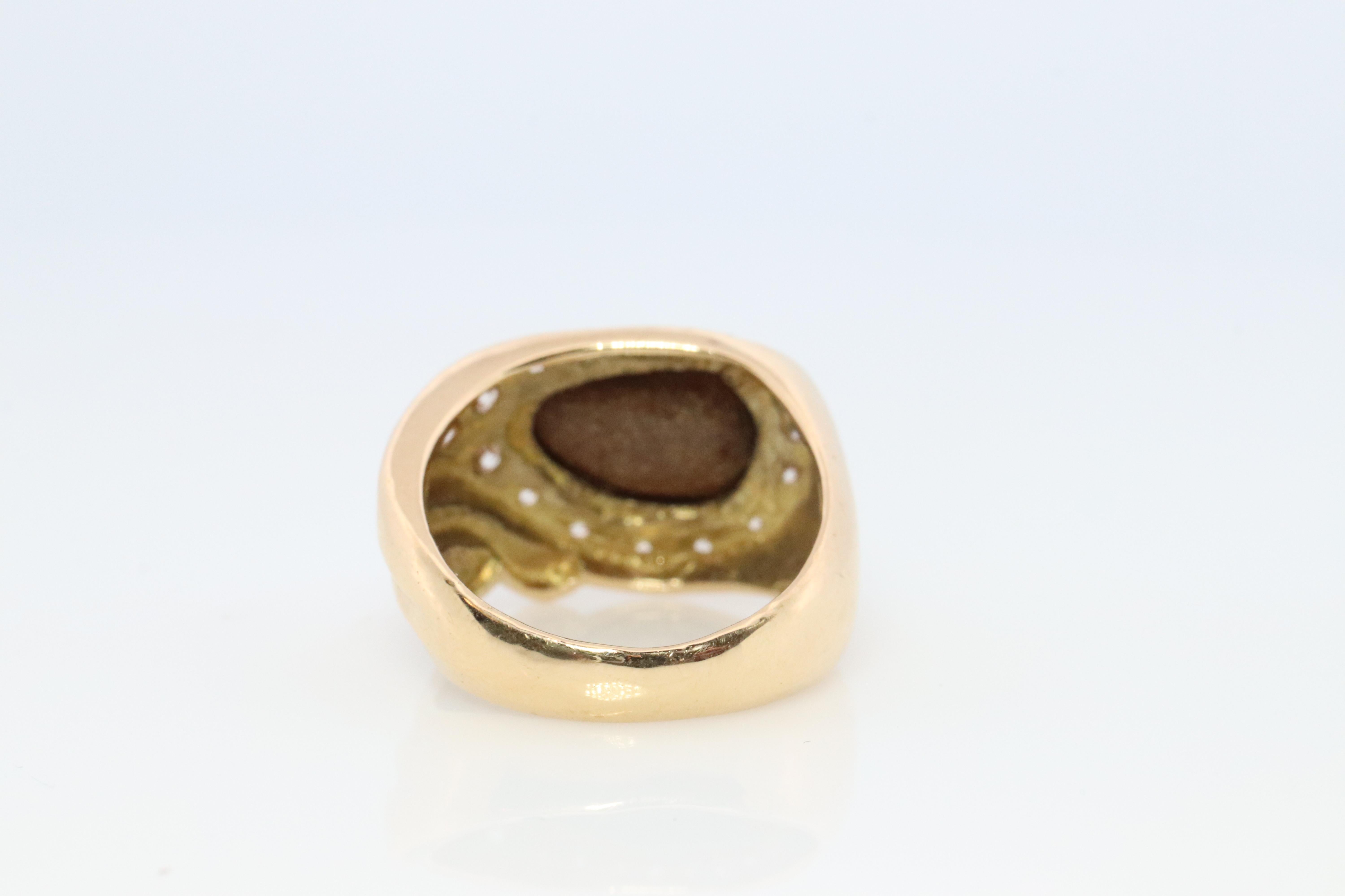 Bague Boulder Opal Diamond. Bague en or 18k sertie d'opales véritables et de diamants. Pour femmes en vente