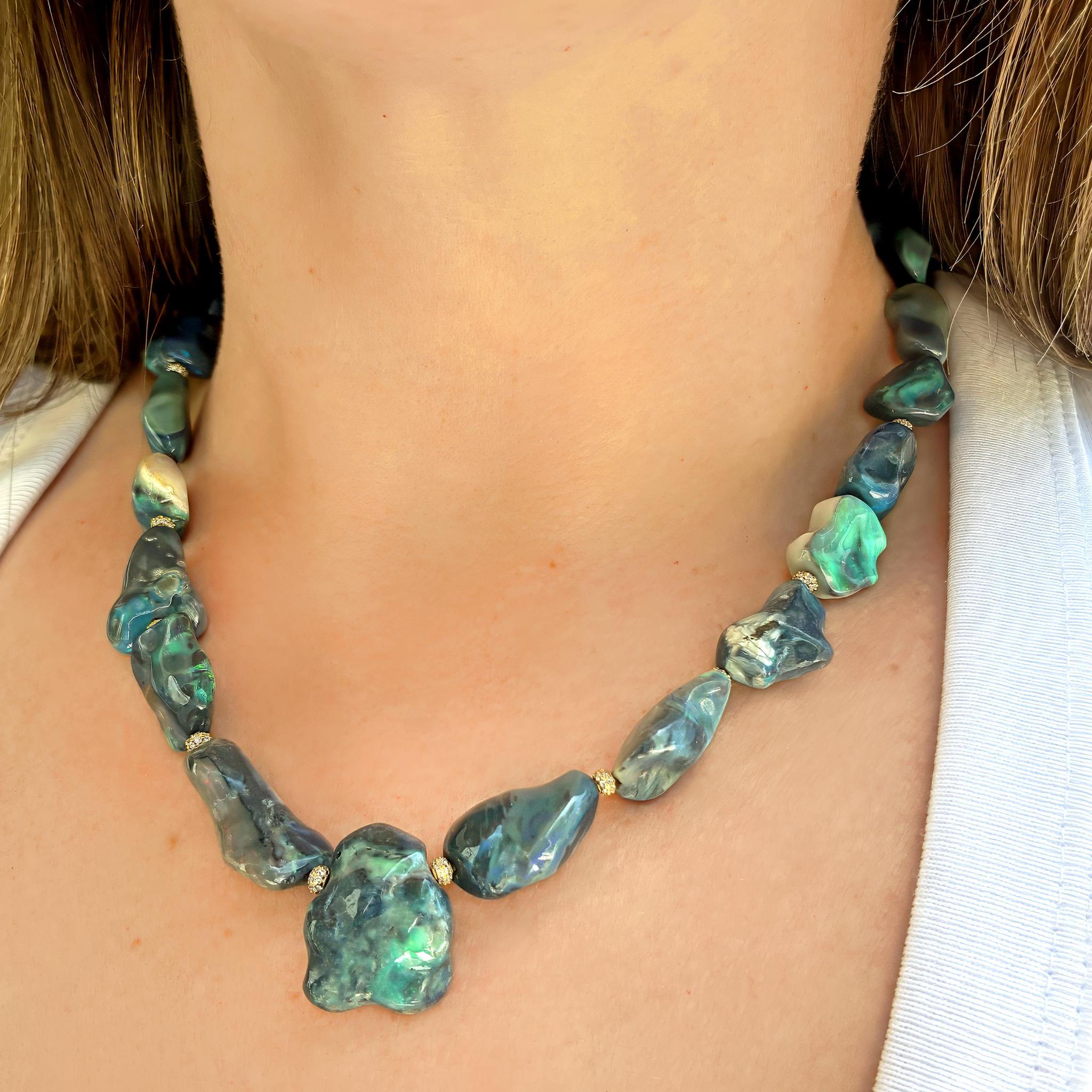 Poli au tonneau Collier Boulder Opal Diamond Yellow Gold One-of-a-Kind, Just Jules 2025 en vente