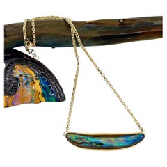 Boulder-Opal-Halskette „East West“ aus 22-karätigem, 18-karätigem und 14-karätigem Gold mit diamantgeschliffener Kette