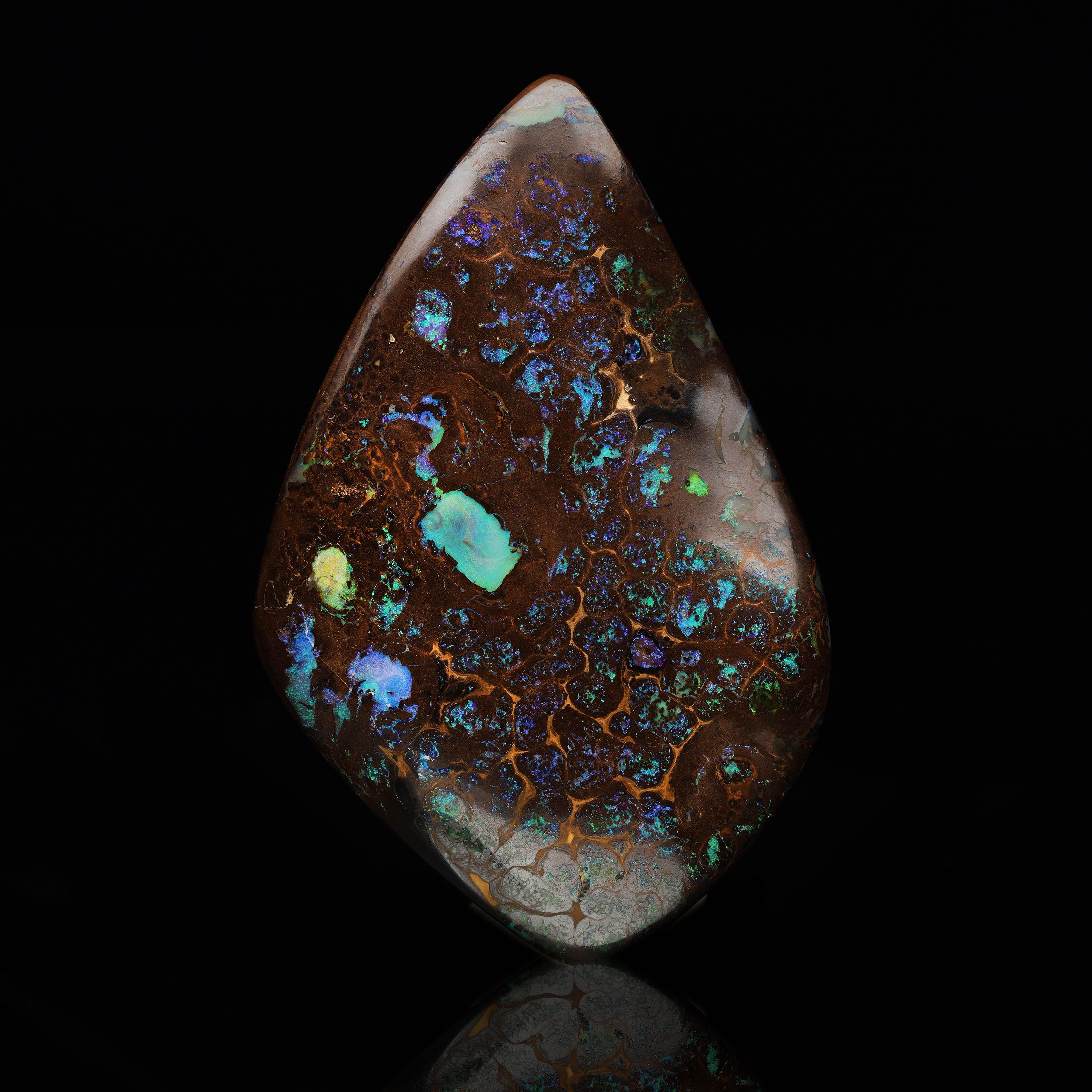 Boulder Opal from Australia – 397.45 ct In New Condition For Sale In New York, NY