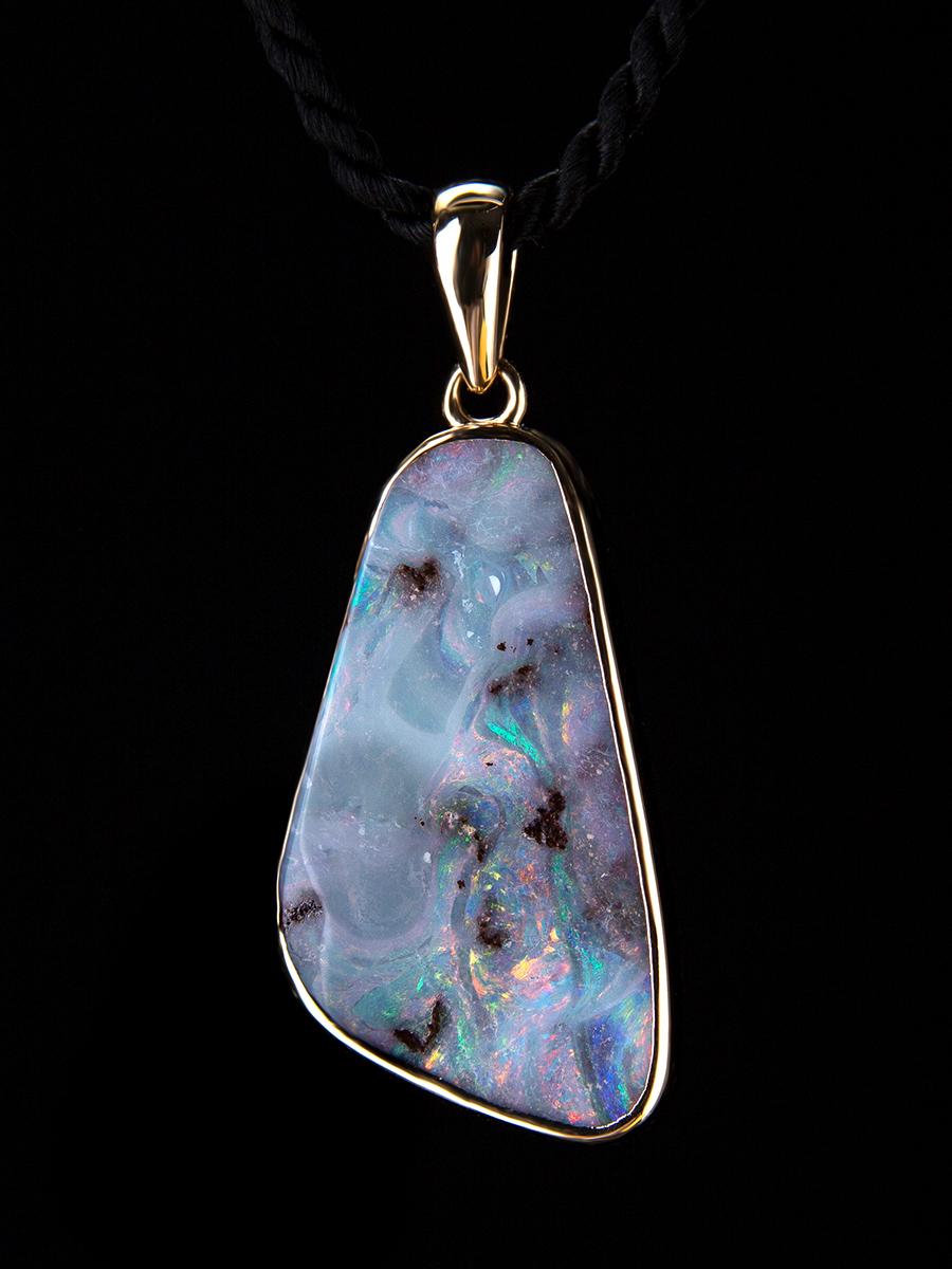 Boulder Opal Gold-Anhänger Hellblauer australischer Opal (Kunsthandwerker*in) im Angebot