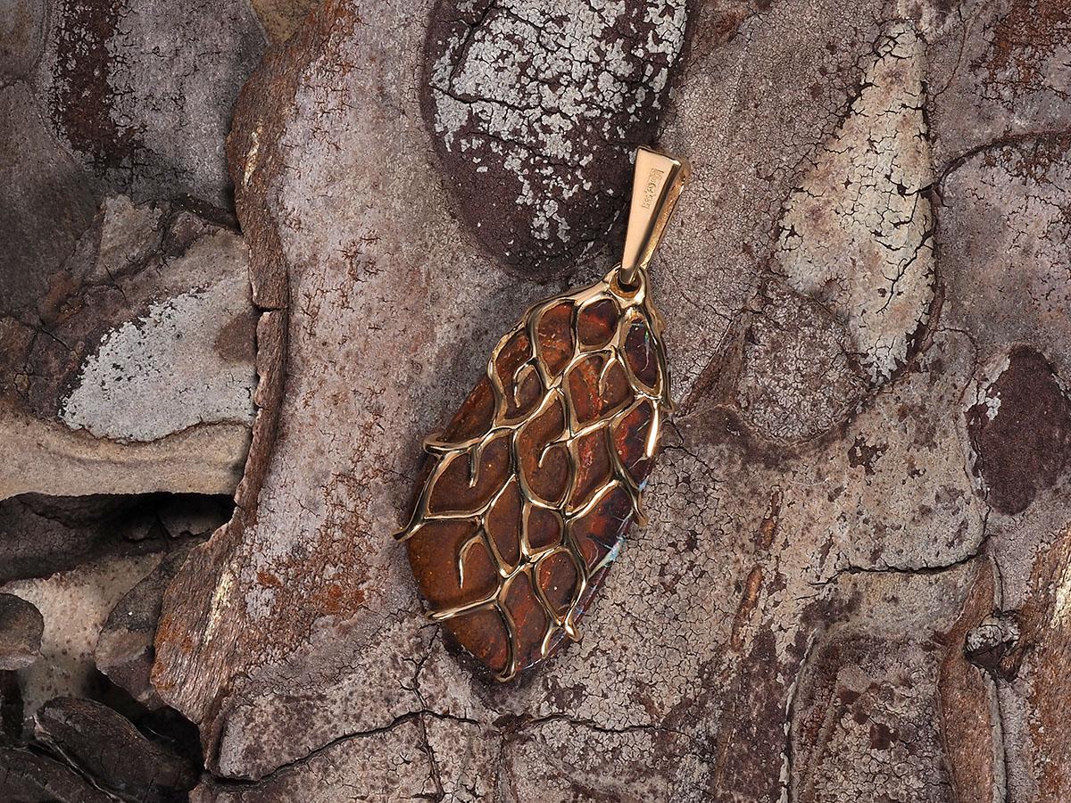 Cabochon Boulder Opal Gold Pendant Russet Brown Australian Gemstone vintage style gift For Sale