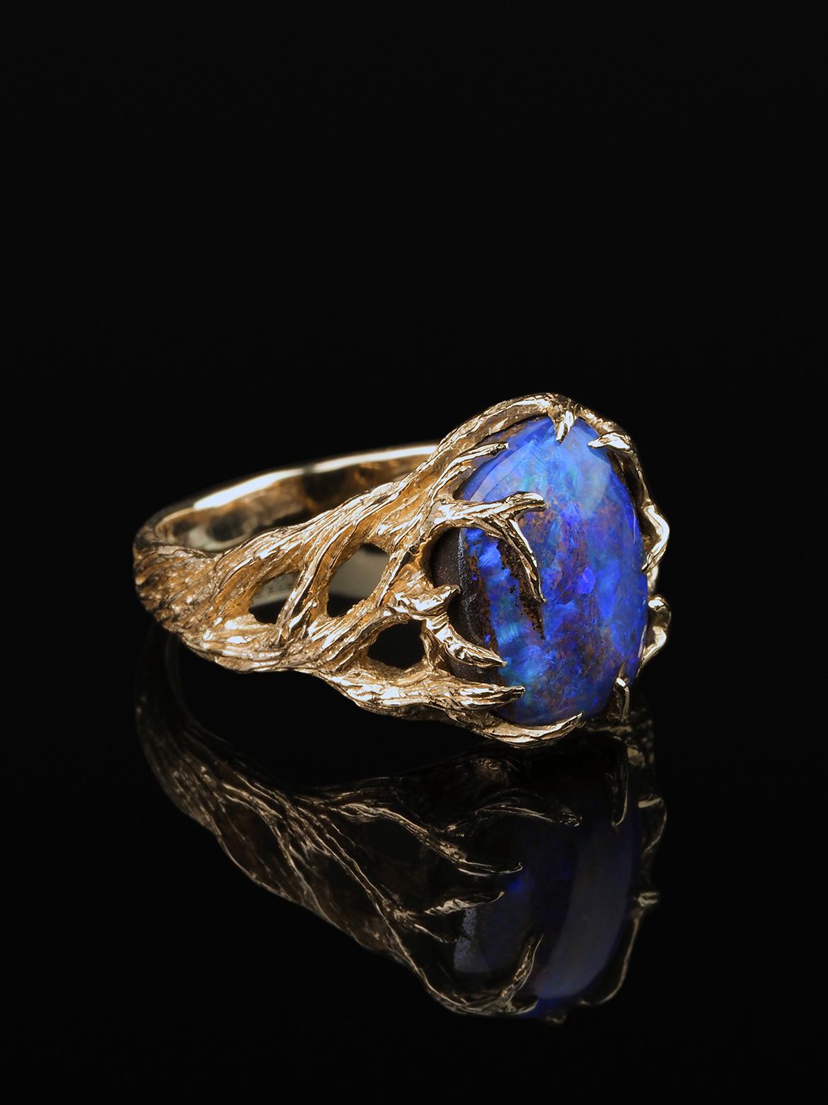 Artisan Boulder Opal Gold Ring Engagement fantasy style Elf Australian opal en vente