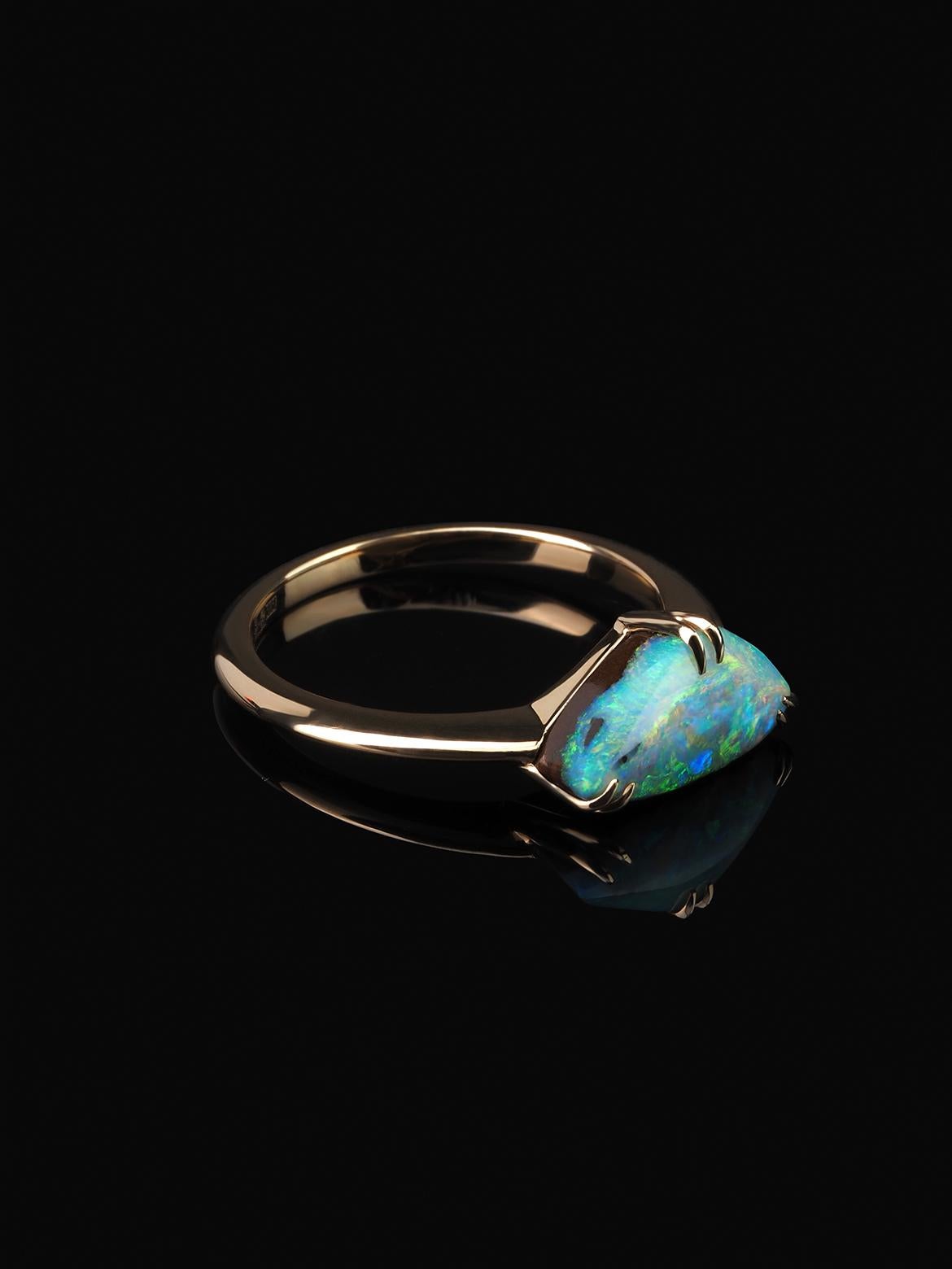 Boulder Opal Gold Ring Verlobungsring im Zustand „Neu“ im Angebot in Berlin, DE