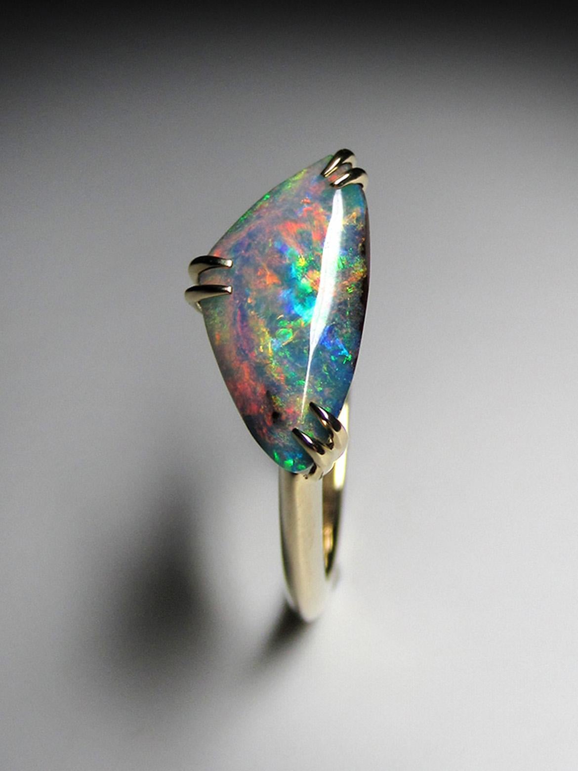 Women's or Men's Boulder Opal Gold Ring Engagement ring For Sale