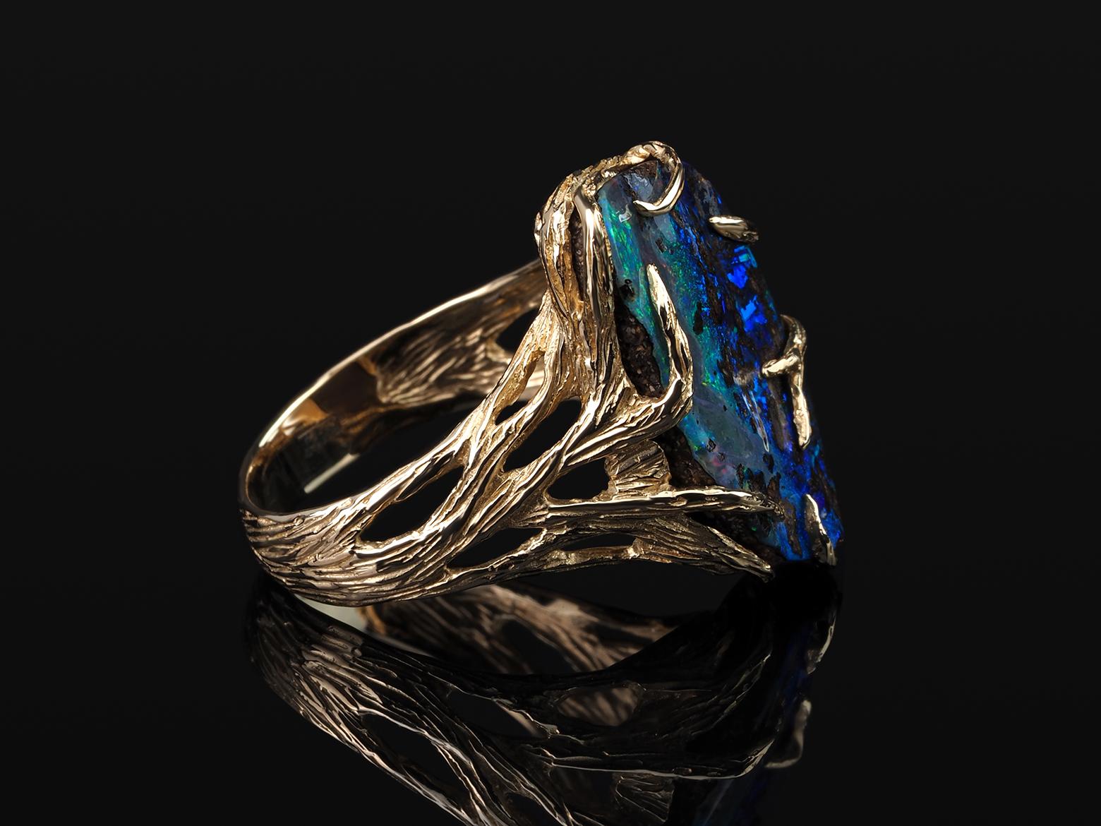 Boulder Opal Gold Ring Multicolor Natural Gemstone Maleficent Style Pattern Opal Unisexe en vente
