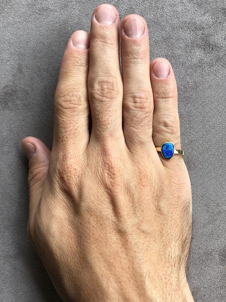 Artisan Boulder Opal Gold Ring Shimmering Australian Stone Cobalt Zinc Blue Space Unisex For Sale
