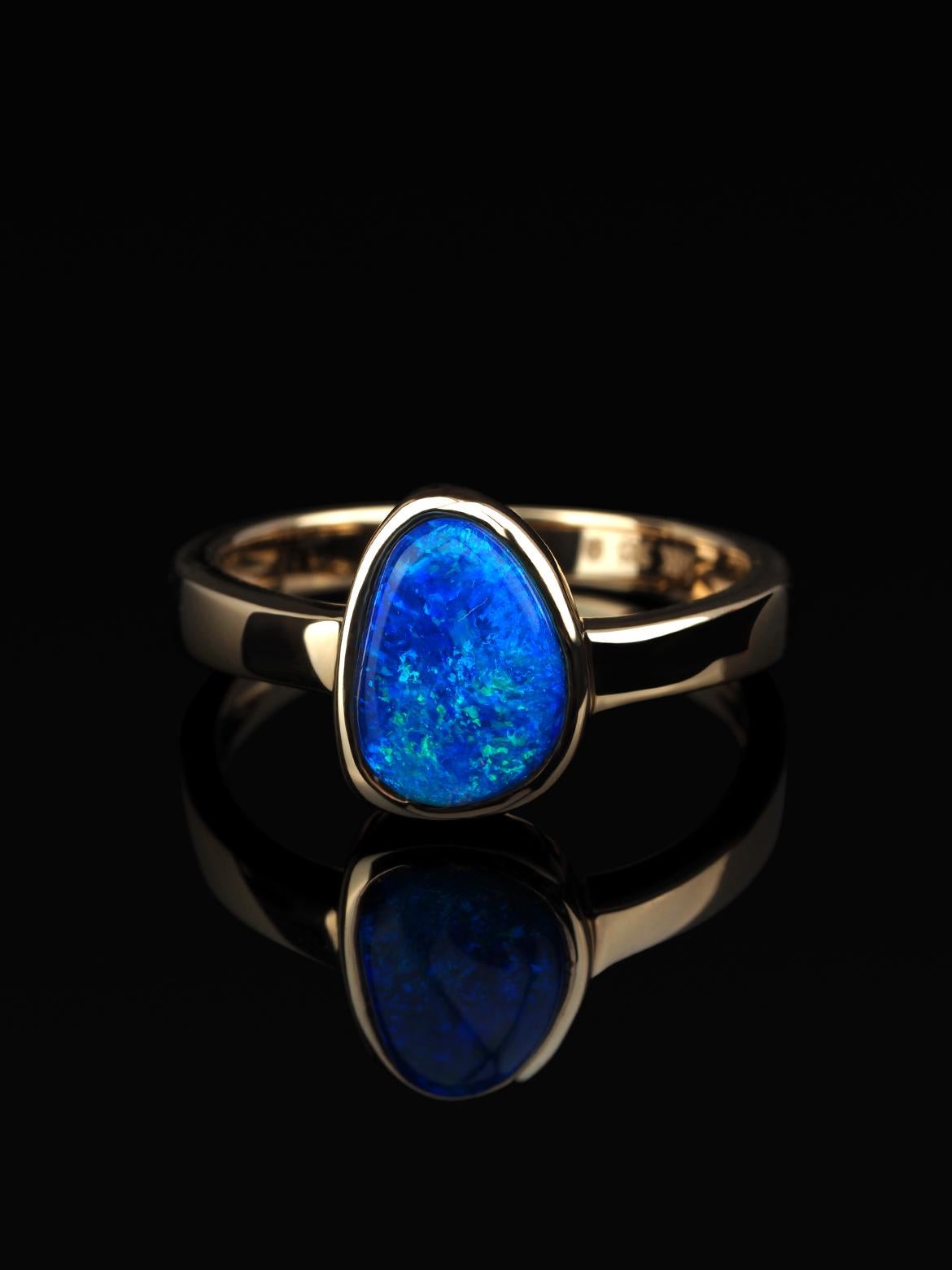 Oval Cut Boulder Opal Gold Ring Shimmering Australian Stone Cobalt Zinc Blue Space Unisex For Sale
