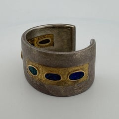 Bracciale a fascia larga con intarsi in opale di Boulder, argento sterling 925 e oro 14 carati, 67 g, 30 mm