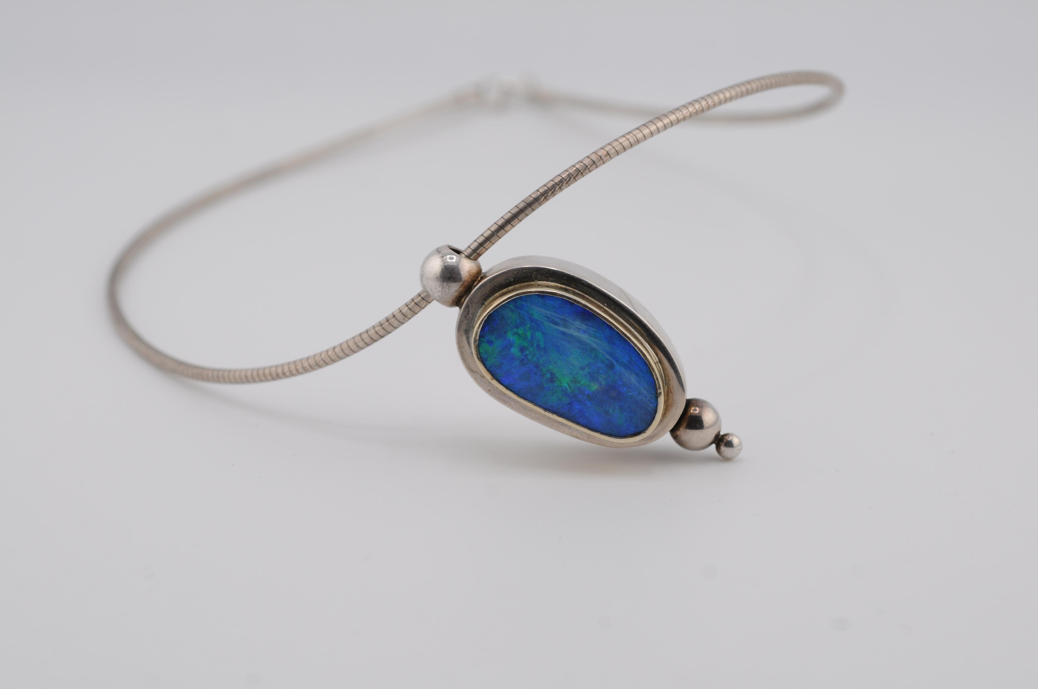 Boulder-Opal-Halskette aus Sterlingsilber mit Goldakzenten im Angebot 6