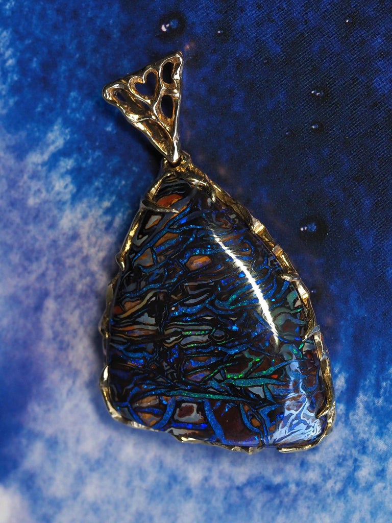 18k gold opal necklace