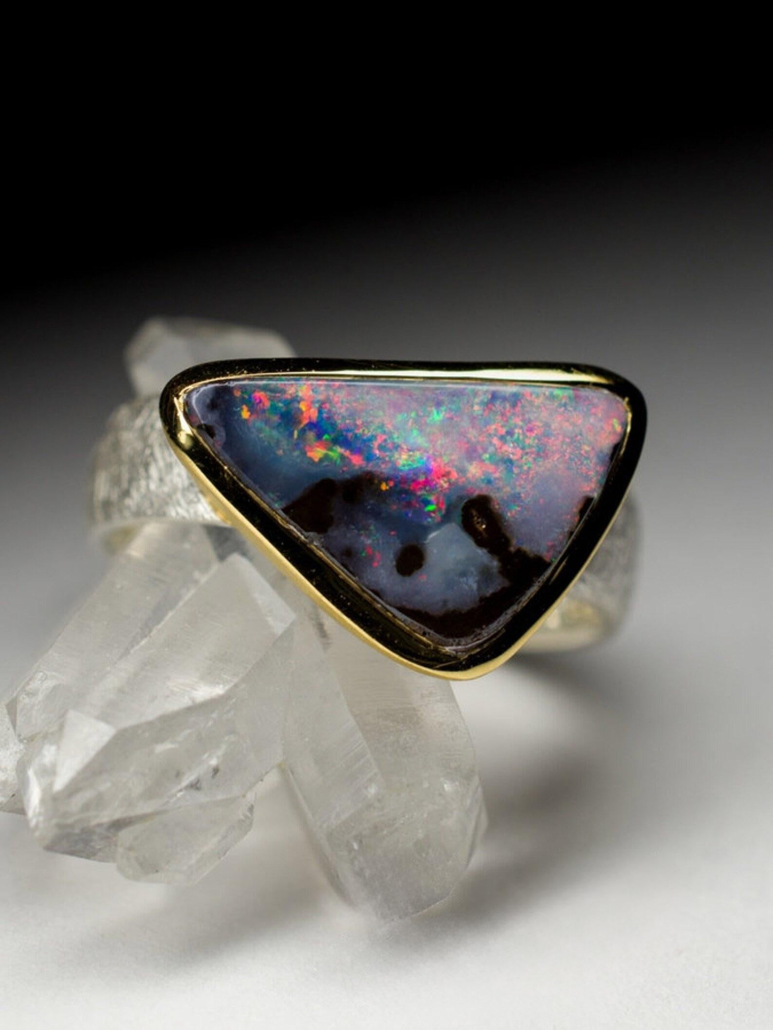 Bague Boulder Opal grande taille 8,5 US taille bague vintage pierre précieuse naturelle Unisexe en vente