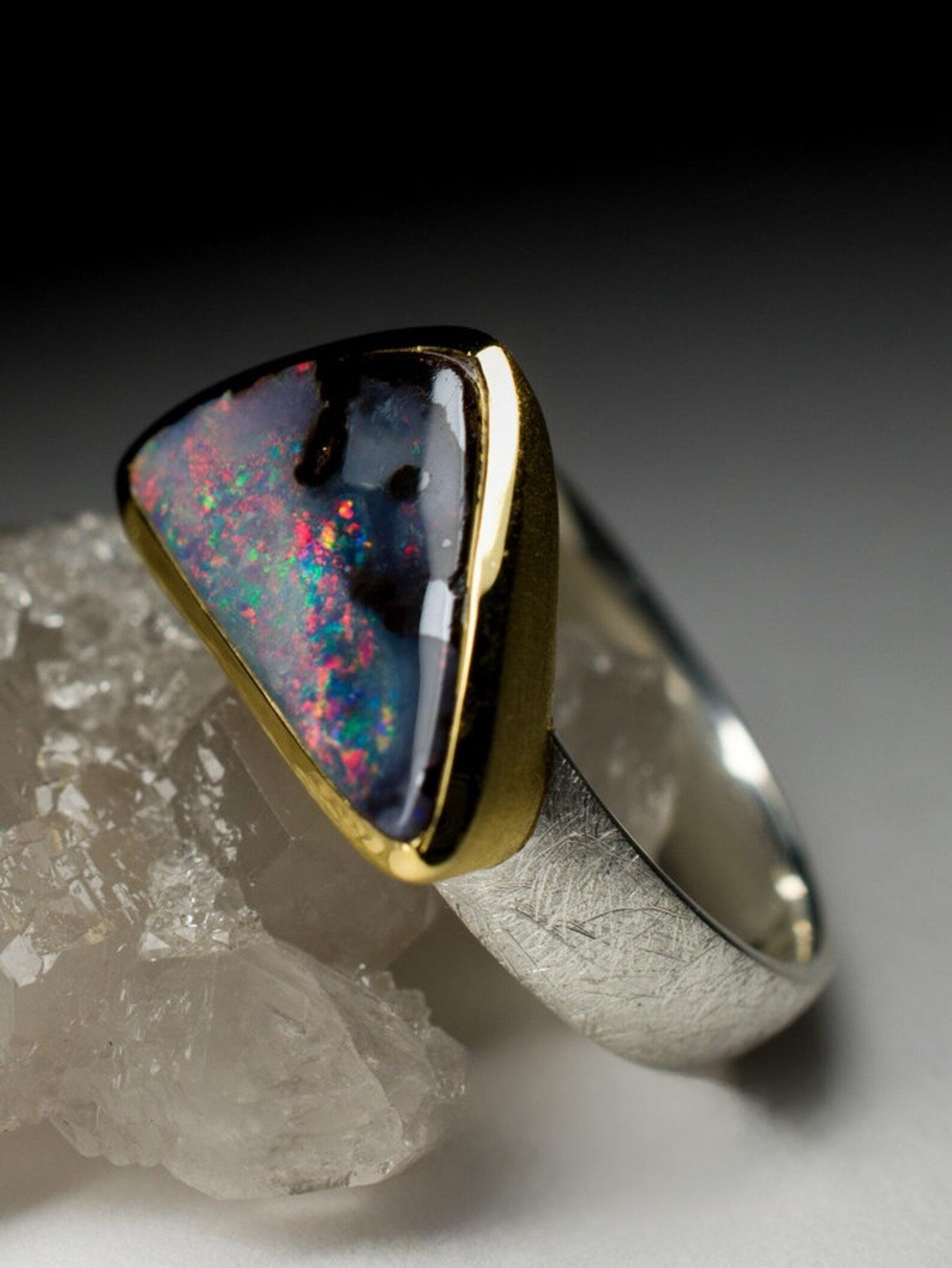 Boulder Opal ring silver large 8.5 US size gold Vintage ring natural gemstone For Sale 1