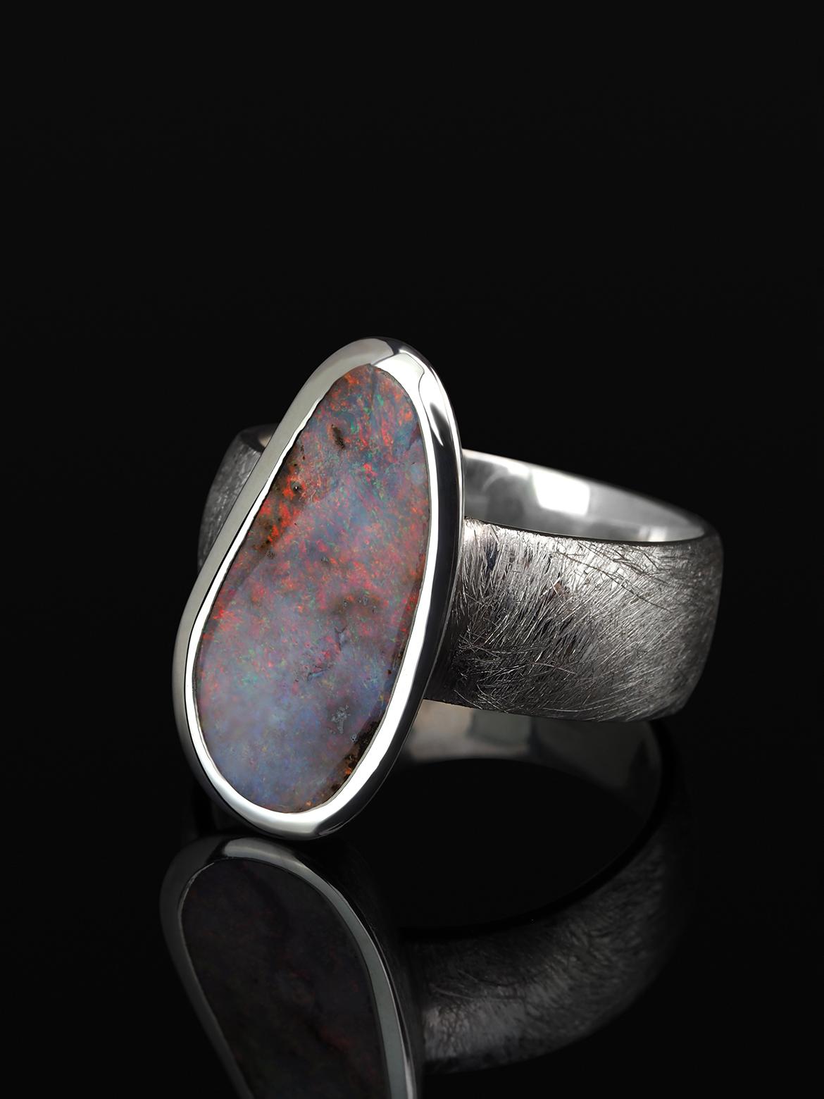 gemstone dust rings