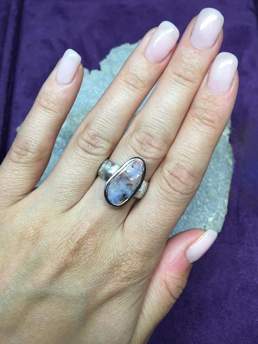 Boulder Opal Scratched Silver Ring Cosmic Dust Australian Gemstone Jewelry In New Condition For Sale In Berlin, DE