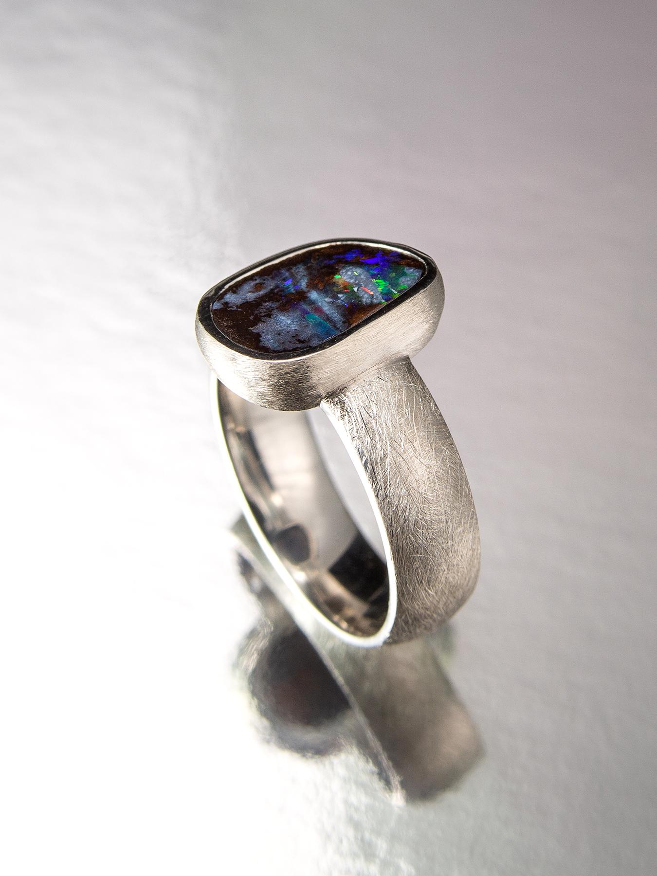 Women's or Men's Boulder Opal Scratched Silver Ring Polychrome Multicolor Gemstones For Sale
