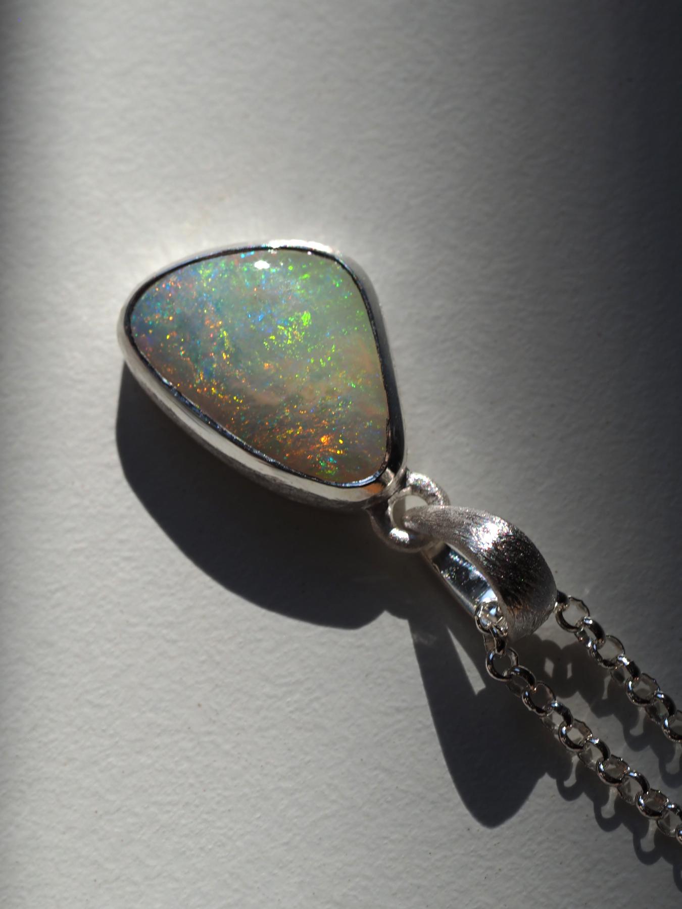 Boulder Opal Silber-Anhänger Geschenk 25005 im Angebot 4