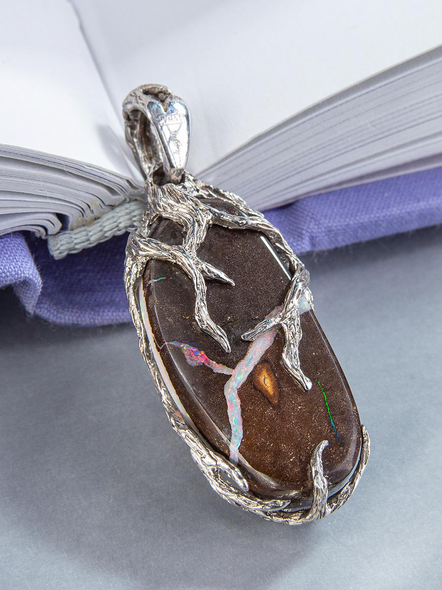 Art nouveau Boulder Opal Silver Pendentif cadeau Multicolore Natural Australian Stone necklace en vente