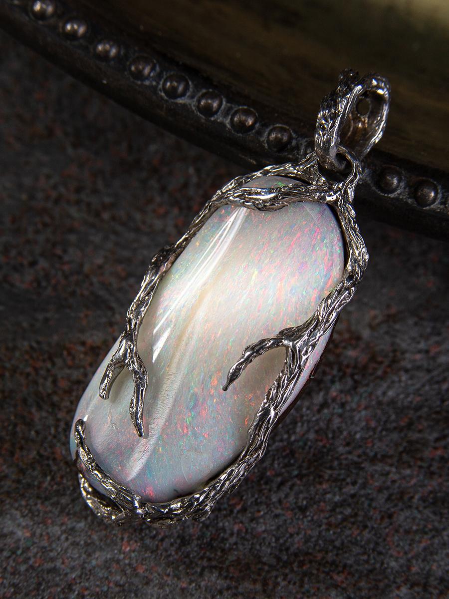Boulder Opal Silver Pendant Nacreous White Multicolor Natural Australian Stone For Sale 5