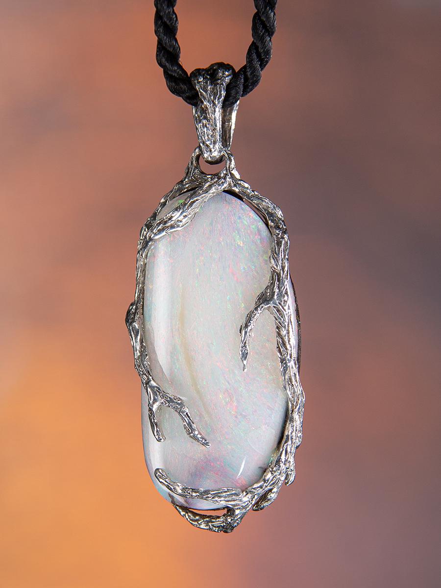 Boulder Opal Silver Pendant Nacreous White Multicolor Natural Australian Stone For Sale 2