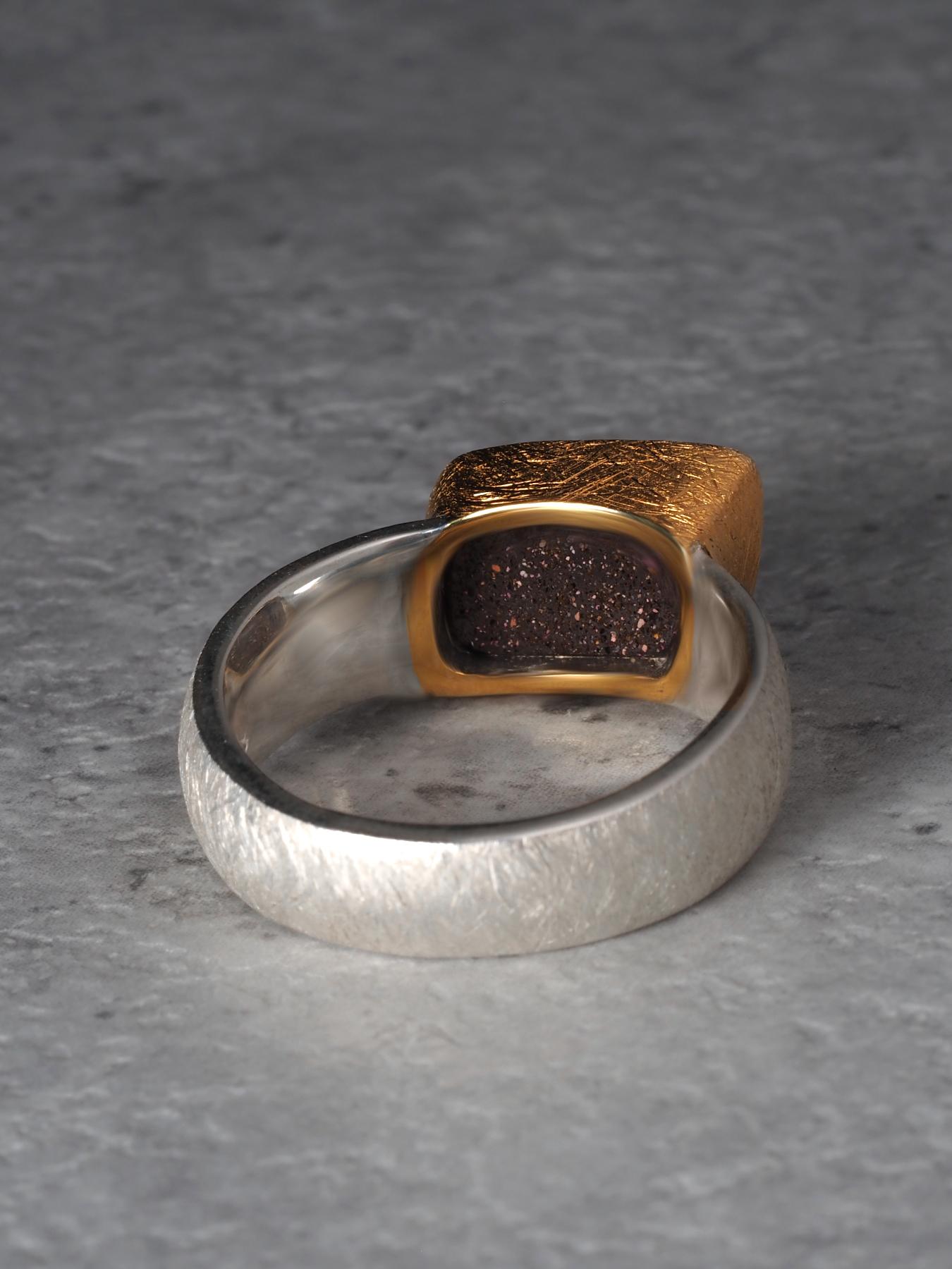 da uomo o donna Anello d'argento con opale Boulder in vendita