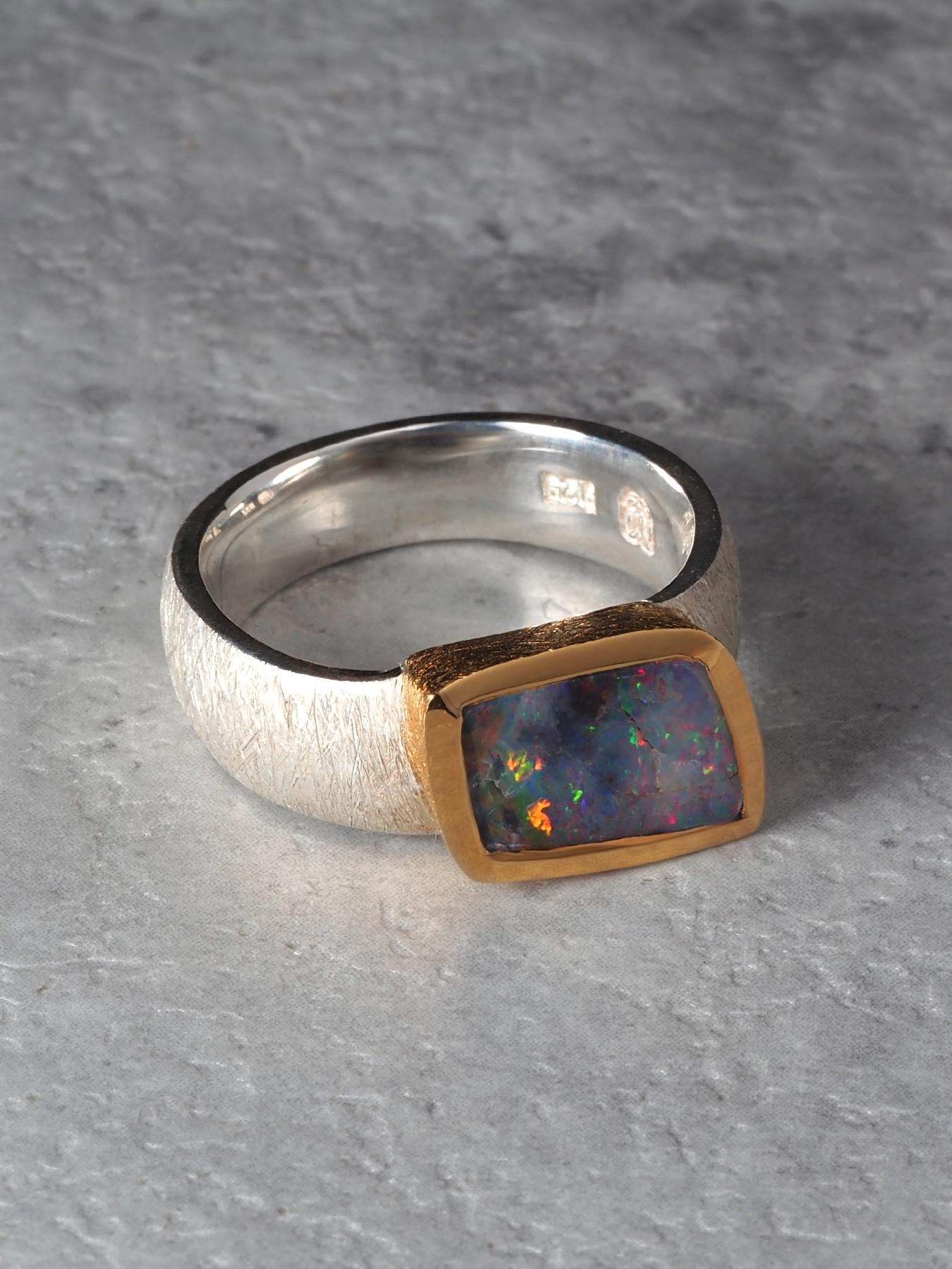 Anello d'argento con opale Boulder in vendita 1
