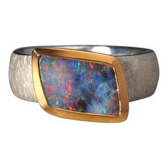 Anello d
argento con opale Boulder