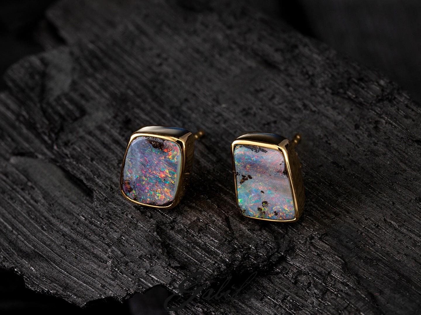 Women's or Men's Opal Gold Earrings Polychrome Cosmic Purple Australian opal For Sale
