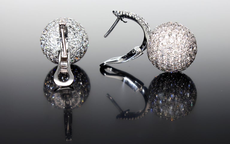 Brilliant Cut Boule Earrings with Pavè of 13.00 Carats of Diamonds in 18 Kt White Gold For Sale