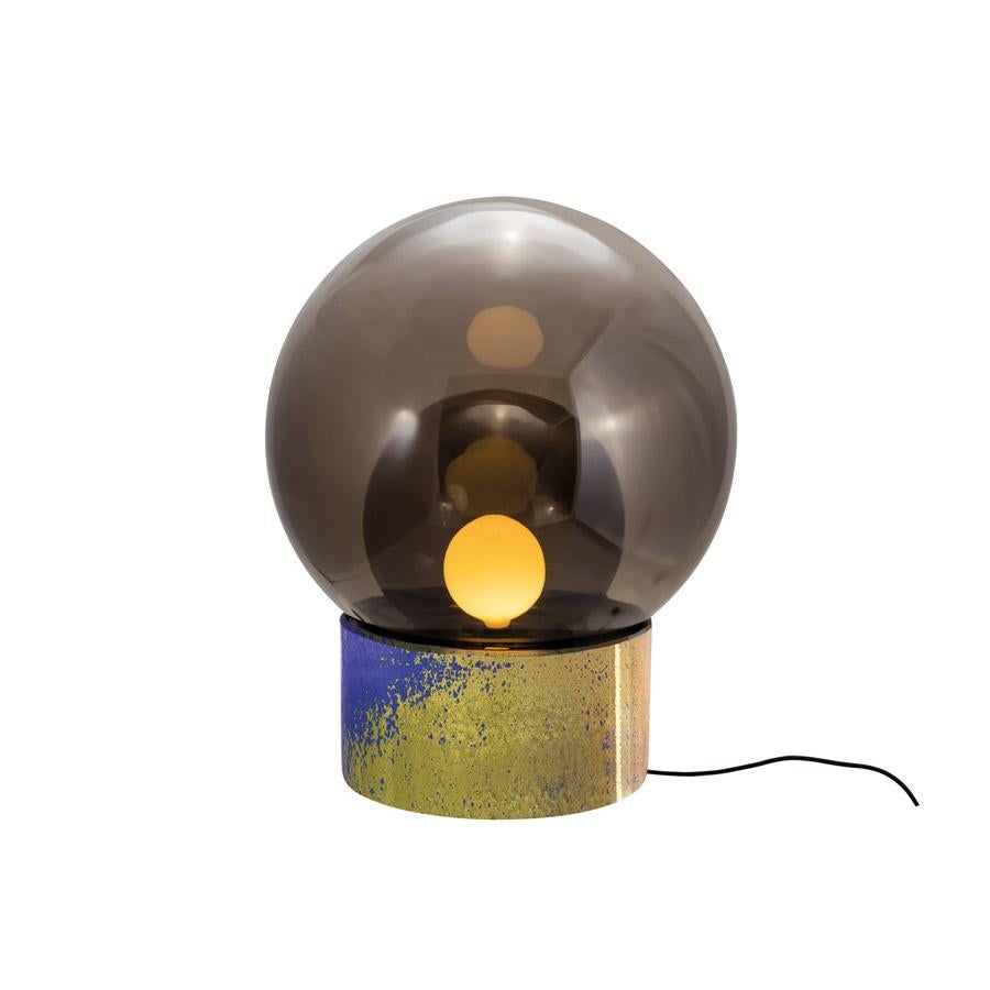 Boule Medium Rauchgraue Opal-Weiß-Stehlampe von Pulpo im Angebot 1