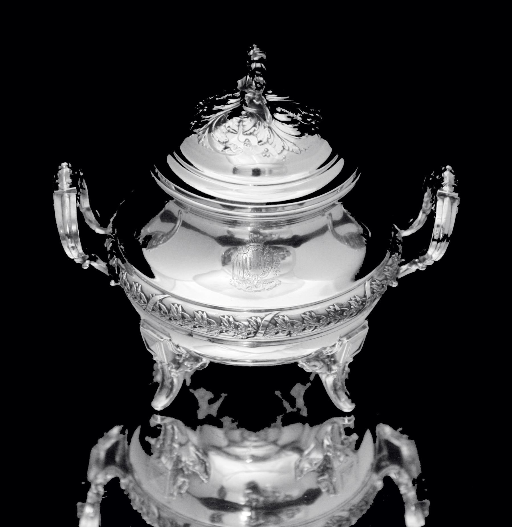 Boulenger - 8pc. Louis XVI, Silver Tea Set - Museum Quality ! For Sale 4