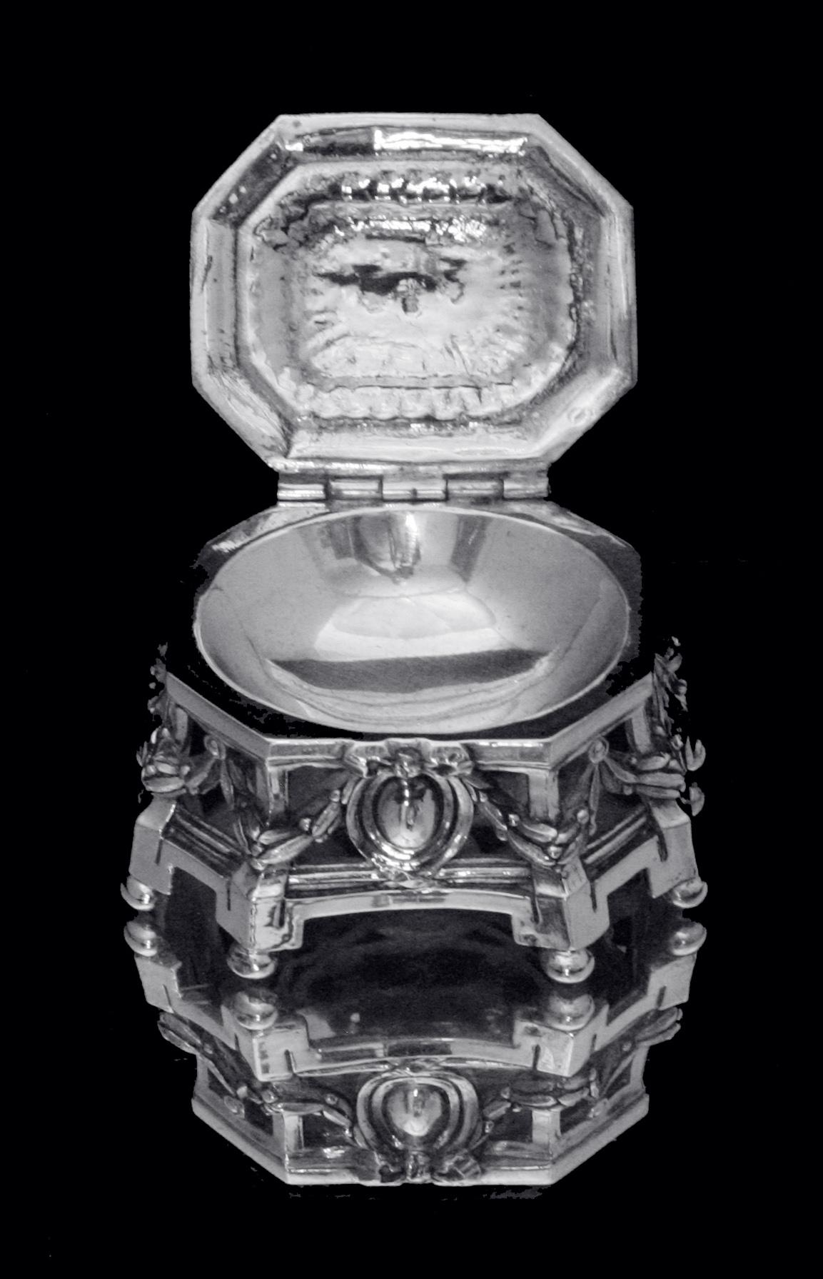 Boulenger - 8pc. Louis XVI, Silver Tea Set - Museum Quality ! For Sale 10