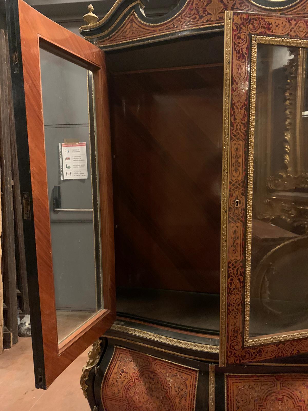 20th Century Boulle Style Display Cabinet, Rounded and Inlaid, Early 1900s, Italy For Sale