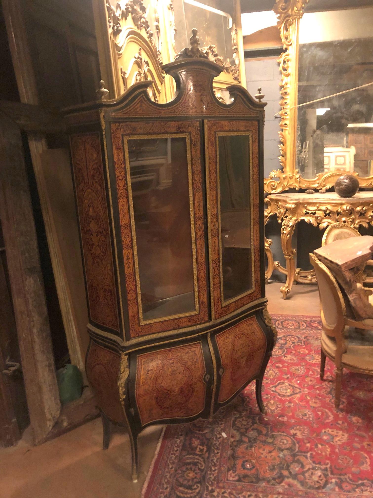 Wood Boulle Style Display Cabinet, Rounded and Inlaid, Early 1900s, Italy For Sale
