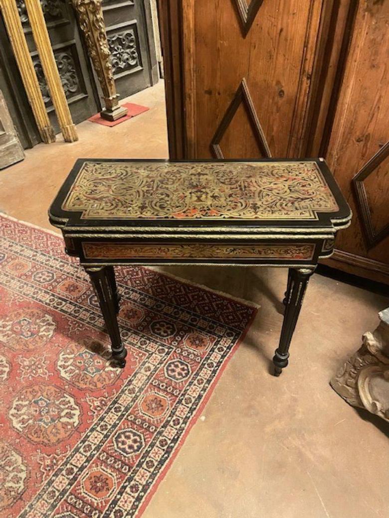 Mesa de juego estilo Boulle en madera ebonizada y adornos dorados, Francia en venta 3