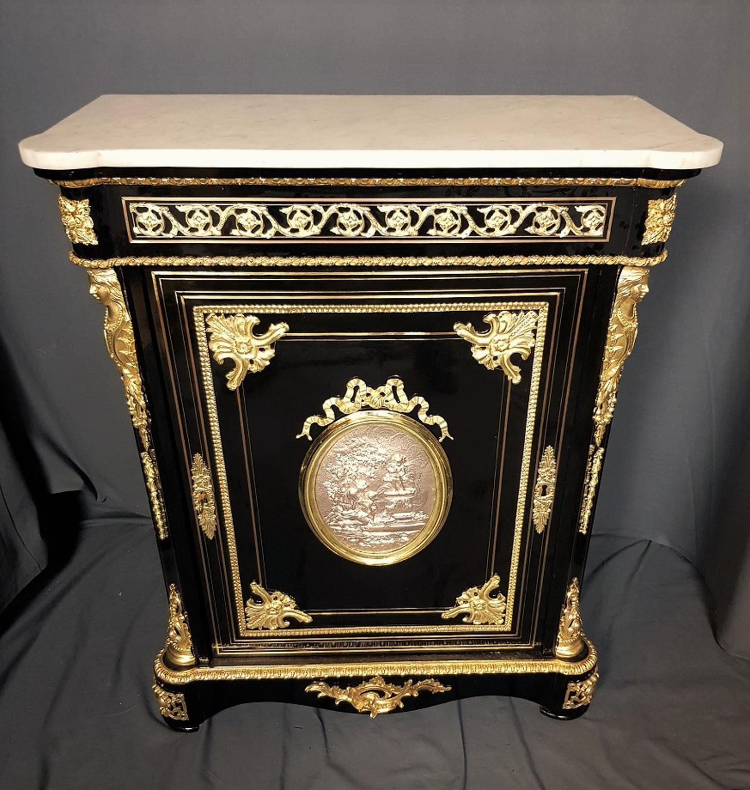 French Boulle Style Napoleon III Medaillon Cabinet, France, 1865