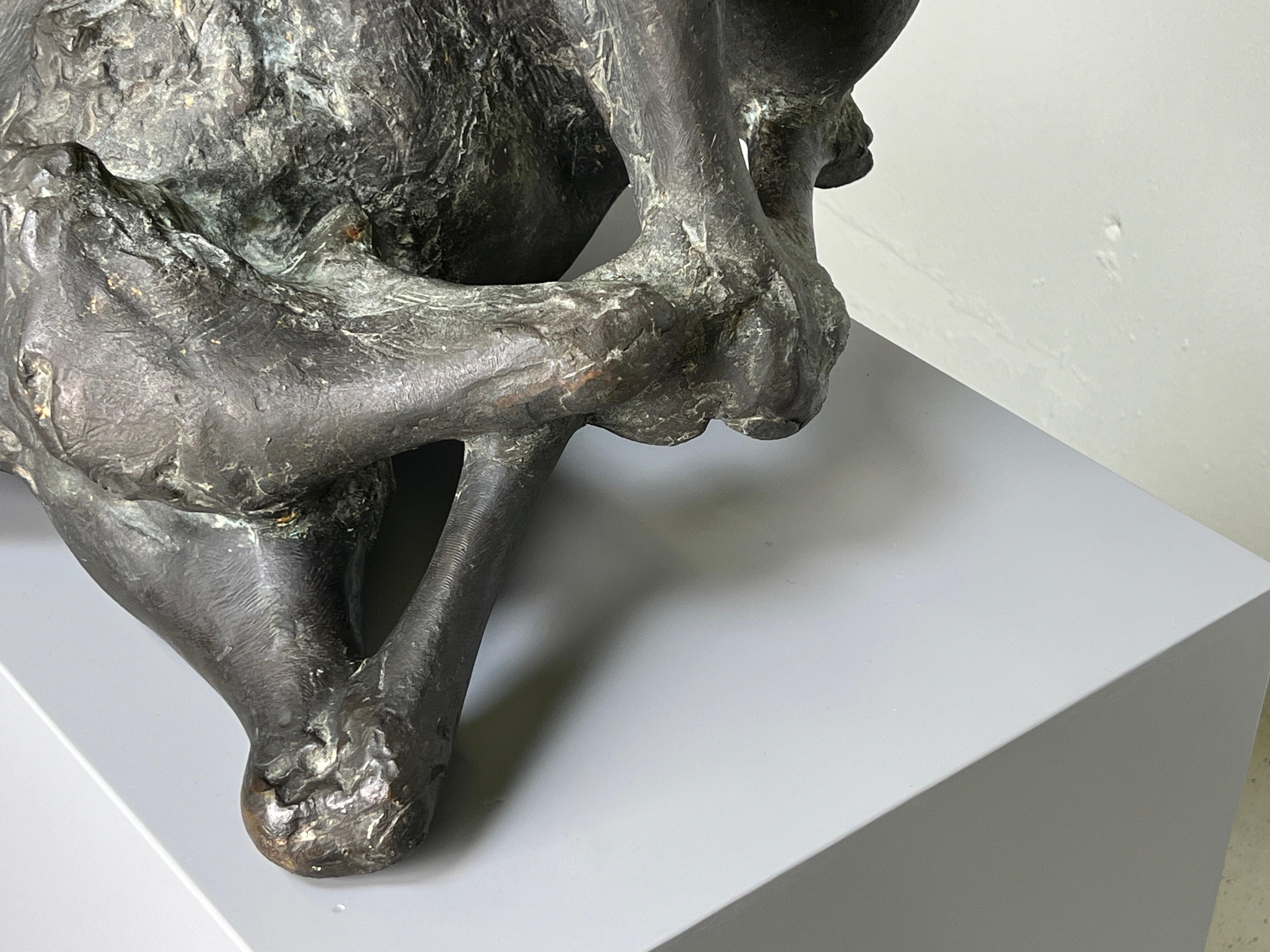 Chèvre liée, jeudi, sculpture en bronze de Jack Zajac en vente 9