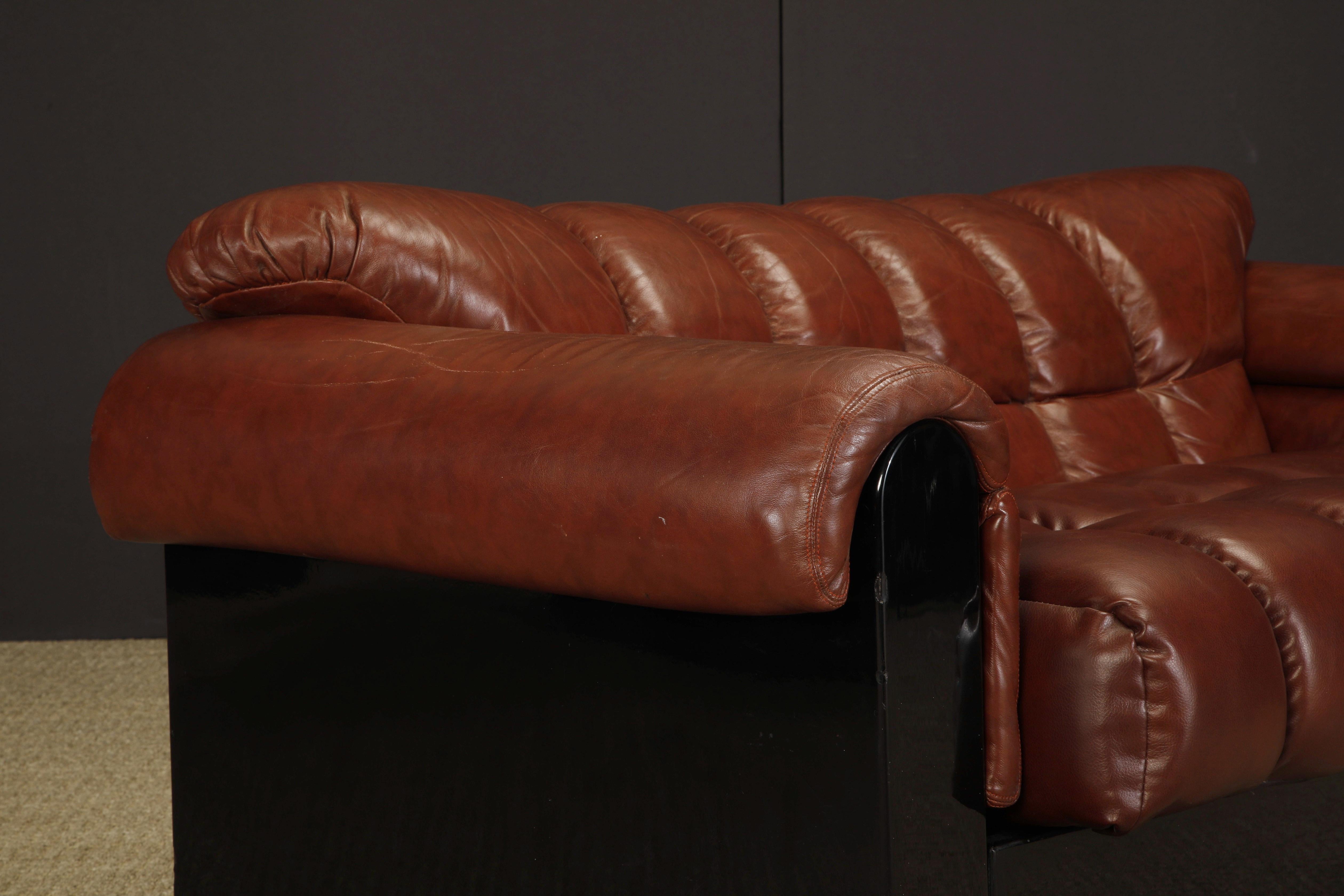 Italian 'Bounty' Leather Loveseat by L. Davanzati for The Pace Collection, 1980s For Sale