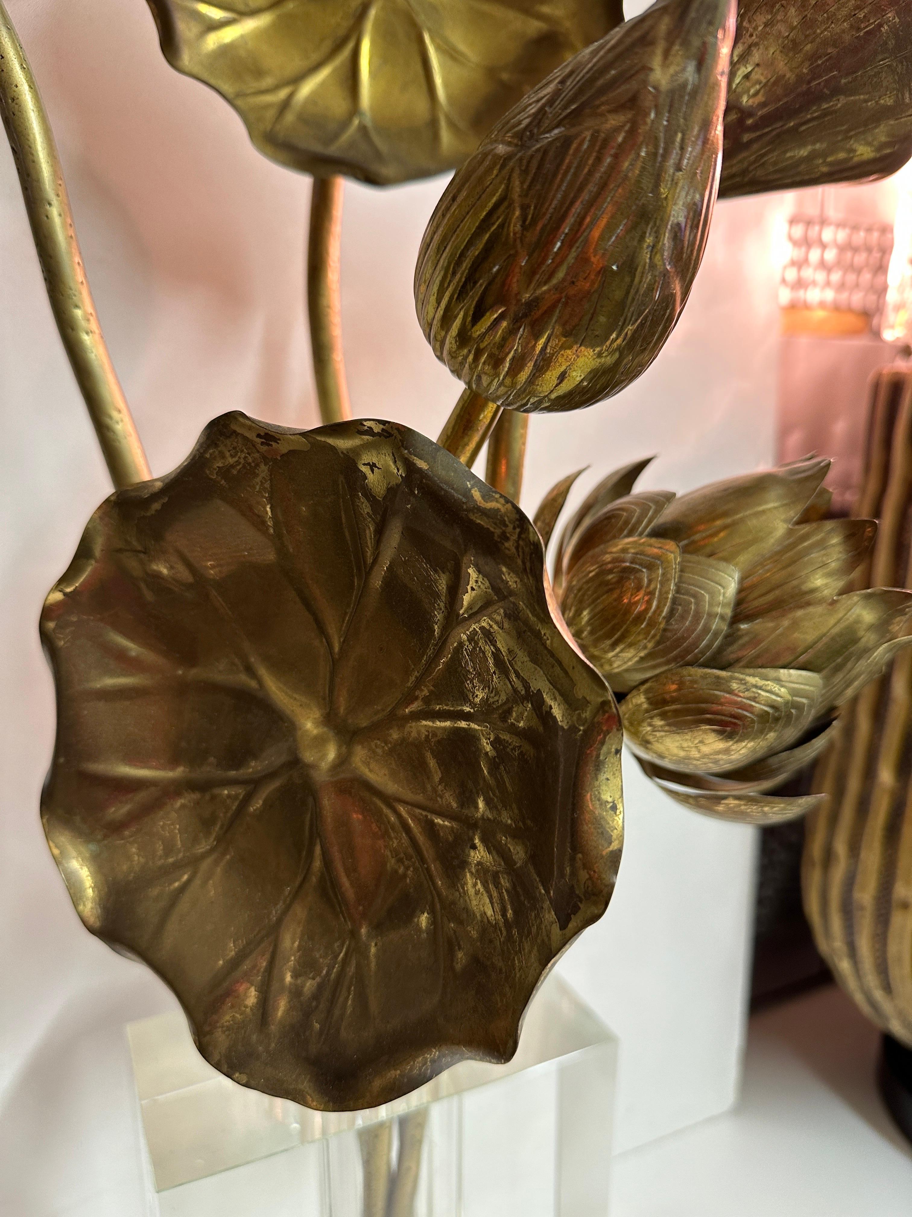 Blumenstrauß von Feldman Brass Lotus Blumen (Patiniert) im Angebot